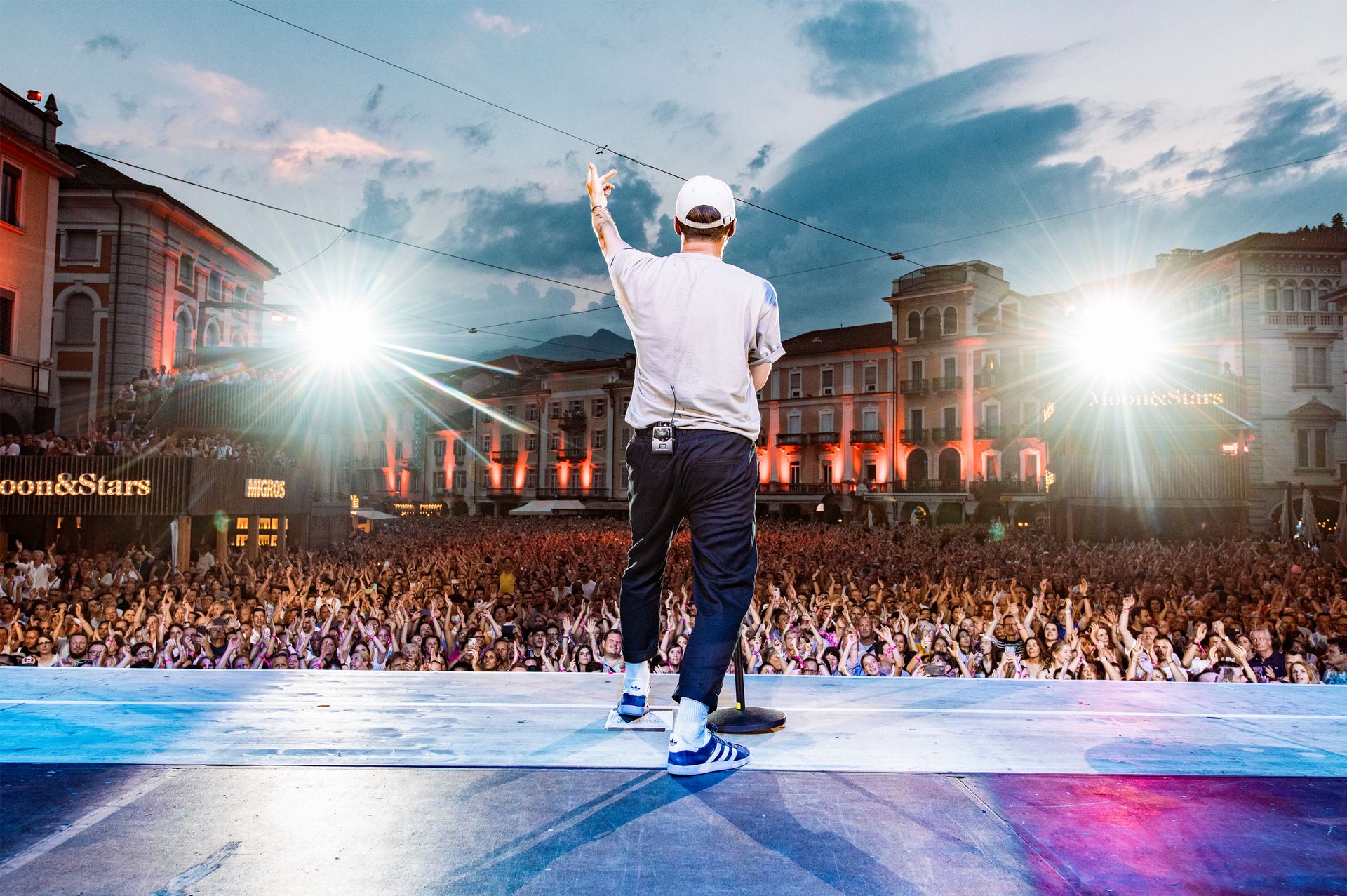 Moon&Stars Sänger auf der Bühne