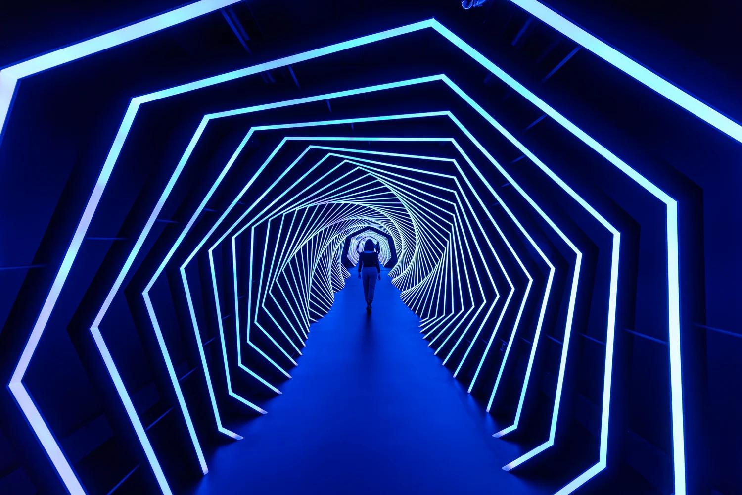 mys-The Sense Gallery - Museo 3.0 a Mendrisio (Svizzera)-Tunnel di Luce