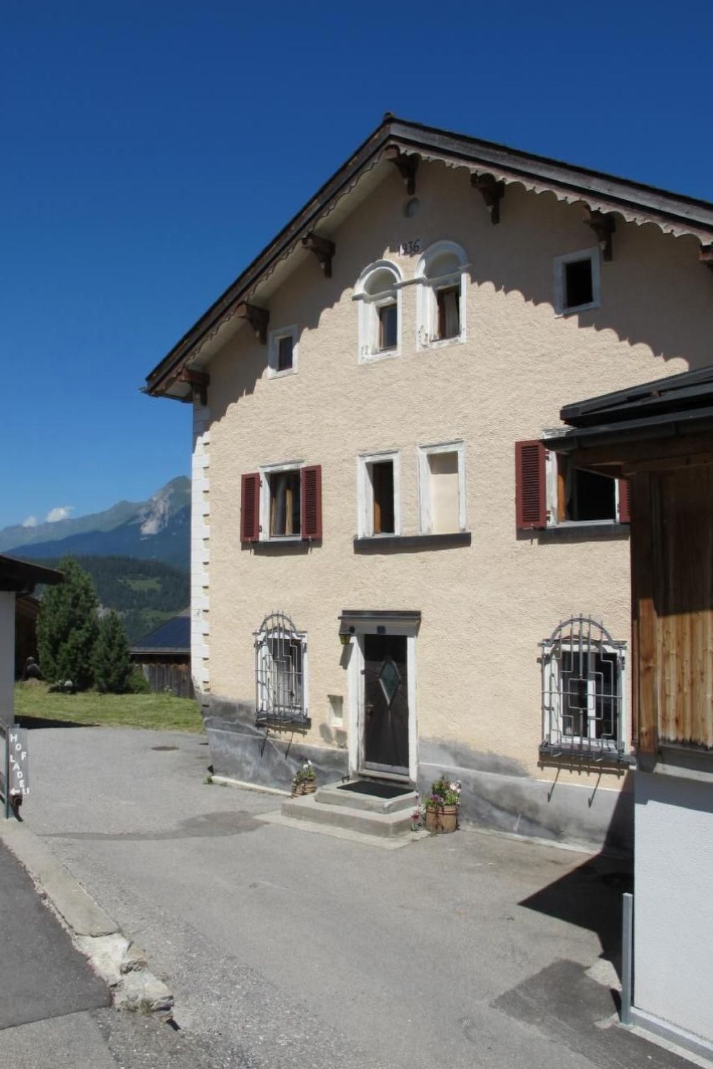 interhome-Tgesa Mitgel - ein Haus mit Charakter
