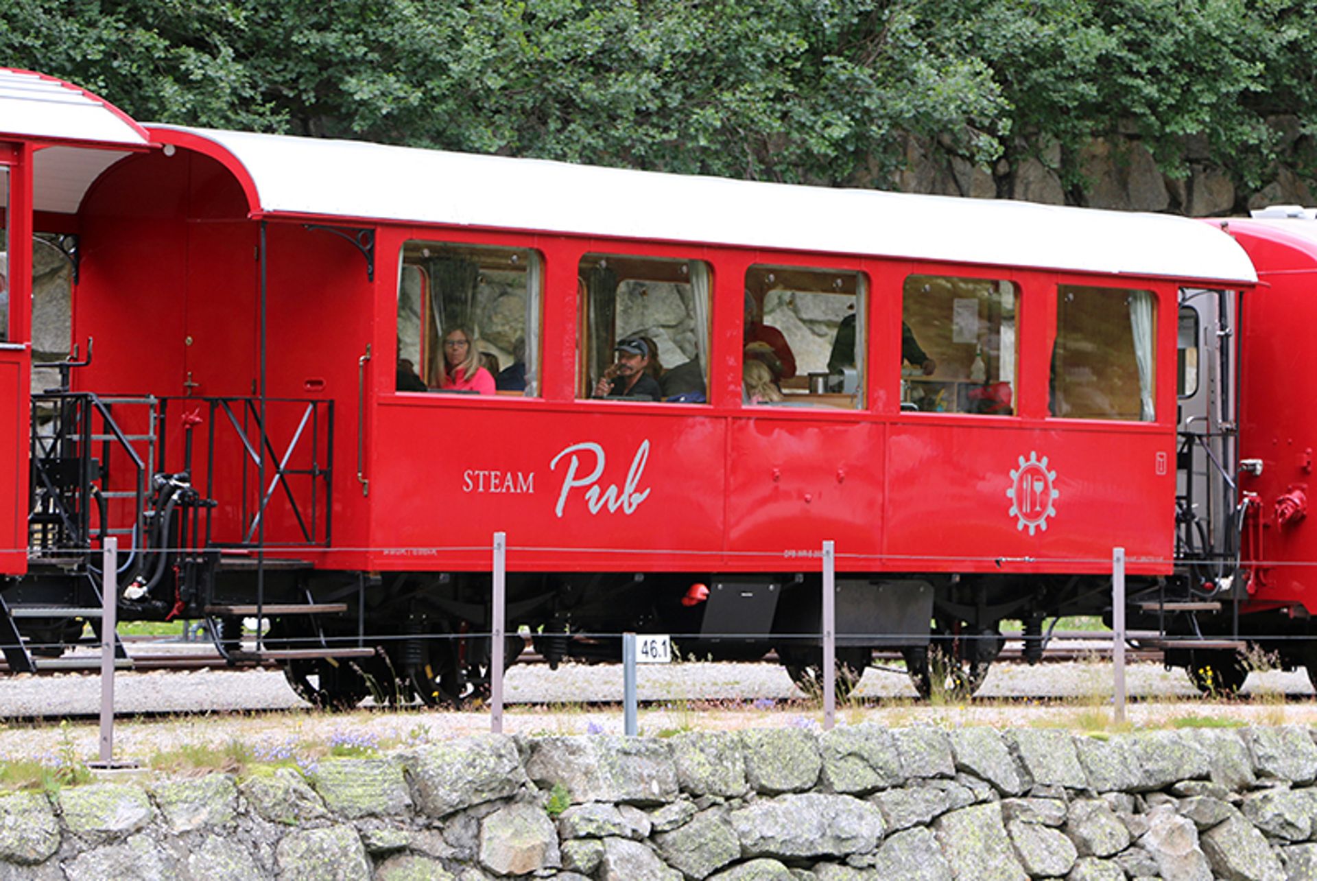 Raclette-Plausch im Wander Express (Oberwald - Realp)