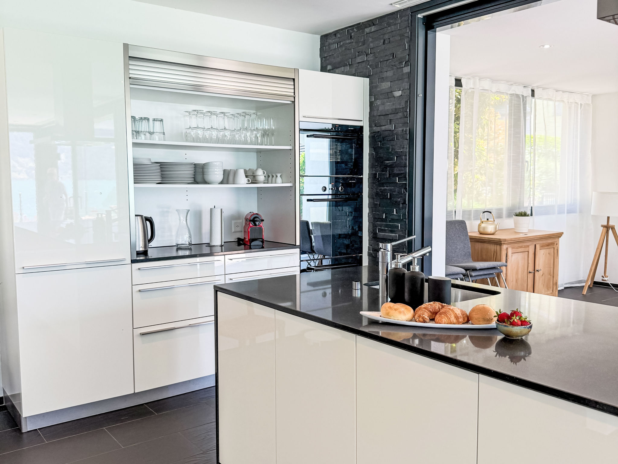 interhome-Villa am See