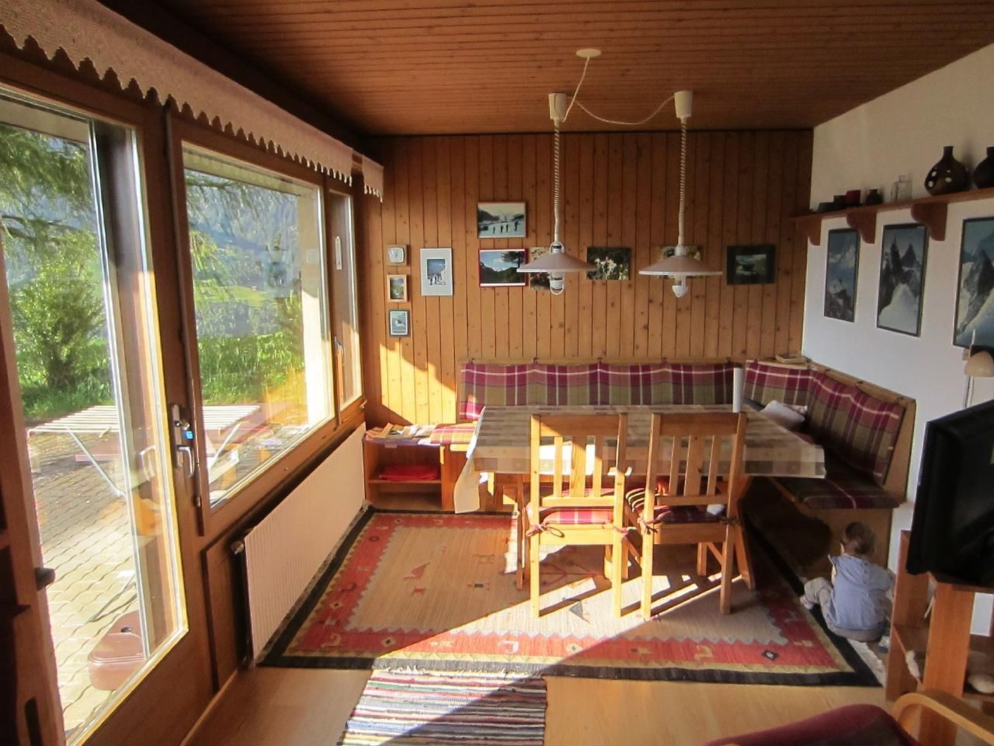 interhome-Sonnige Ferienwohnung mit Terrasse,idyllische Lage