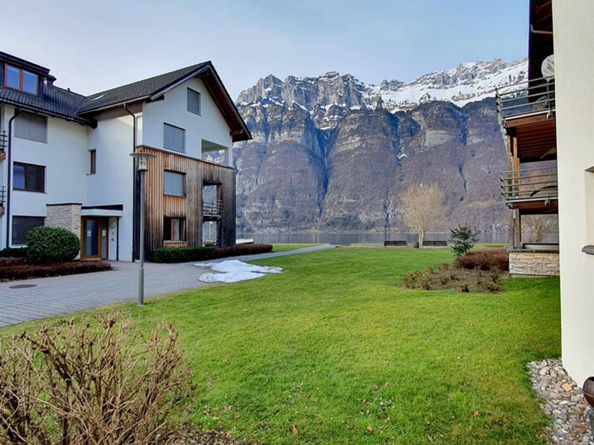 interhome-Walensee House & Apartments, (Unterterzen),