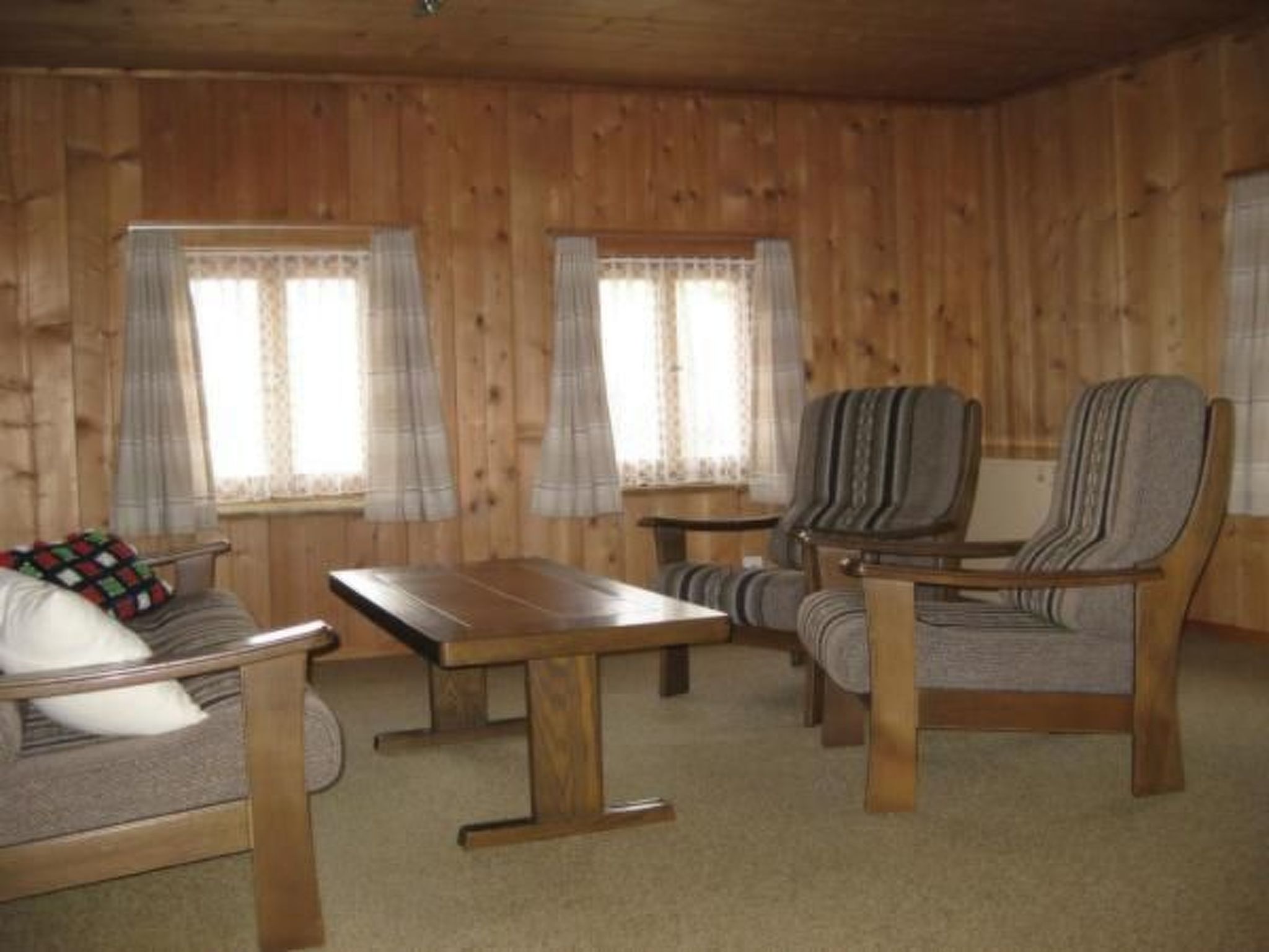 interhome-3 1/2 Zimmer-Wohnung in Salouf, oberhalb Savogni