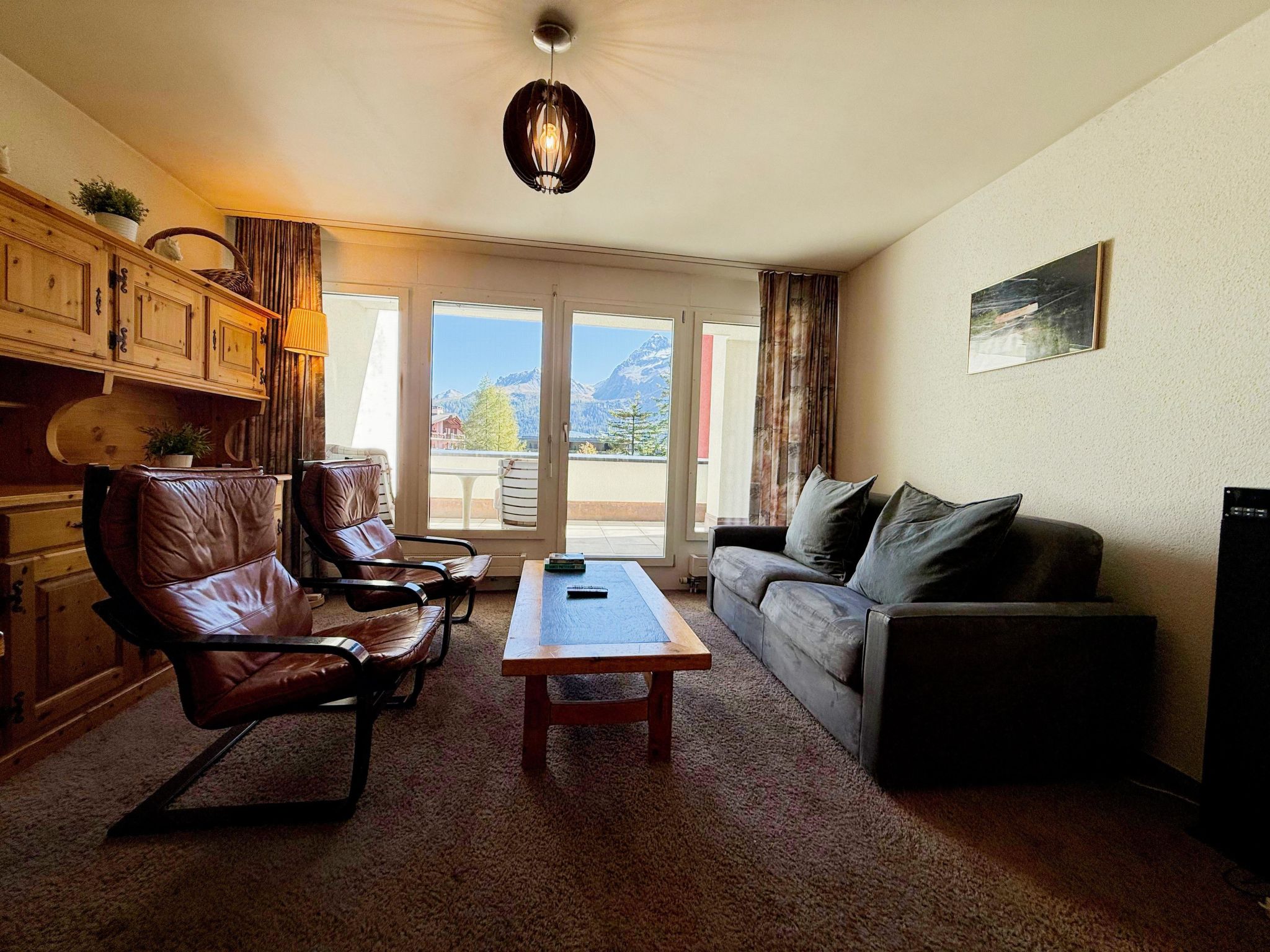 interhome-Galerie Obersee 1C by Arosa Holiday Appartement/Fewo, Bad, WC, 4-Bettwohnung