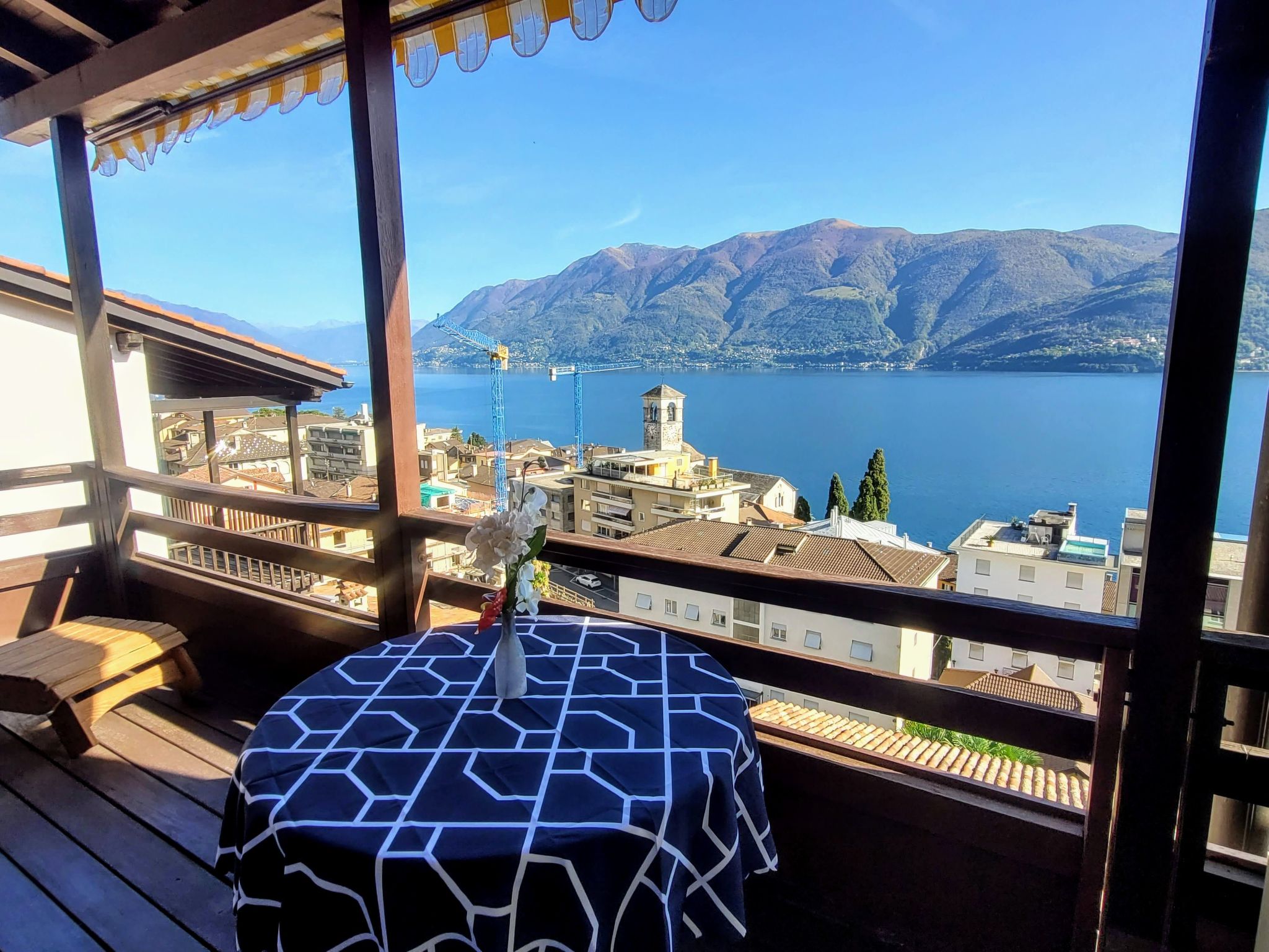 interhome-mit Bergblick
