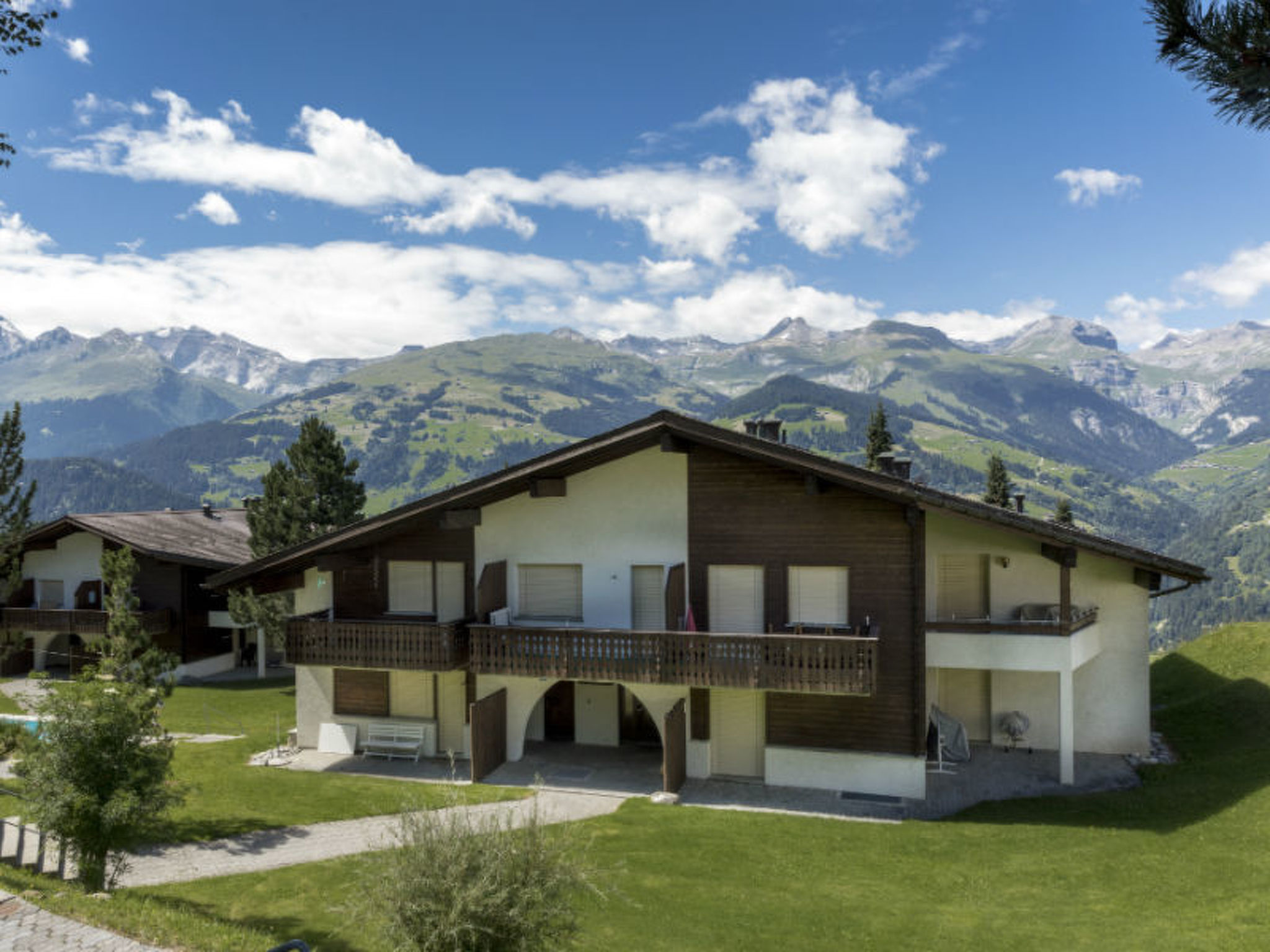 interhome-Gadastatt, Obersaxen-Valata, (Surcuolm), 38041B