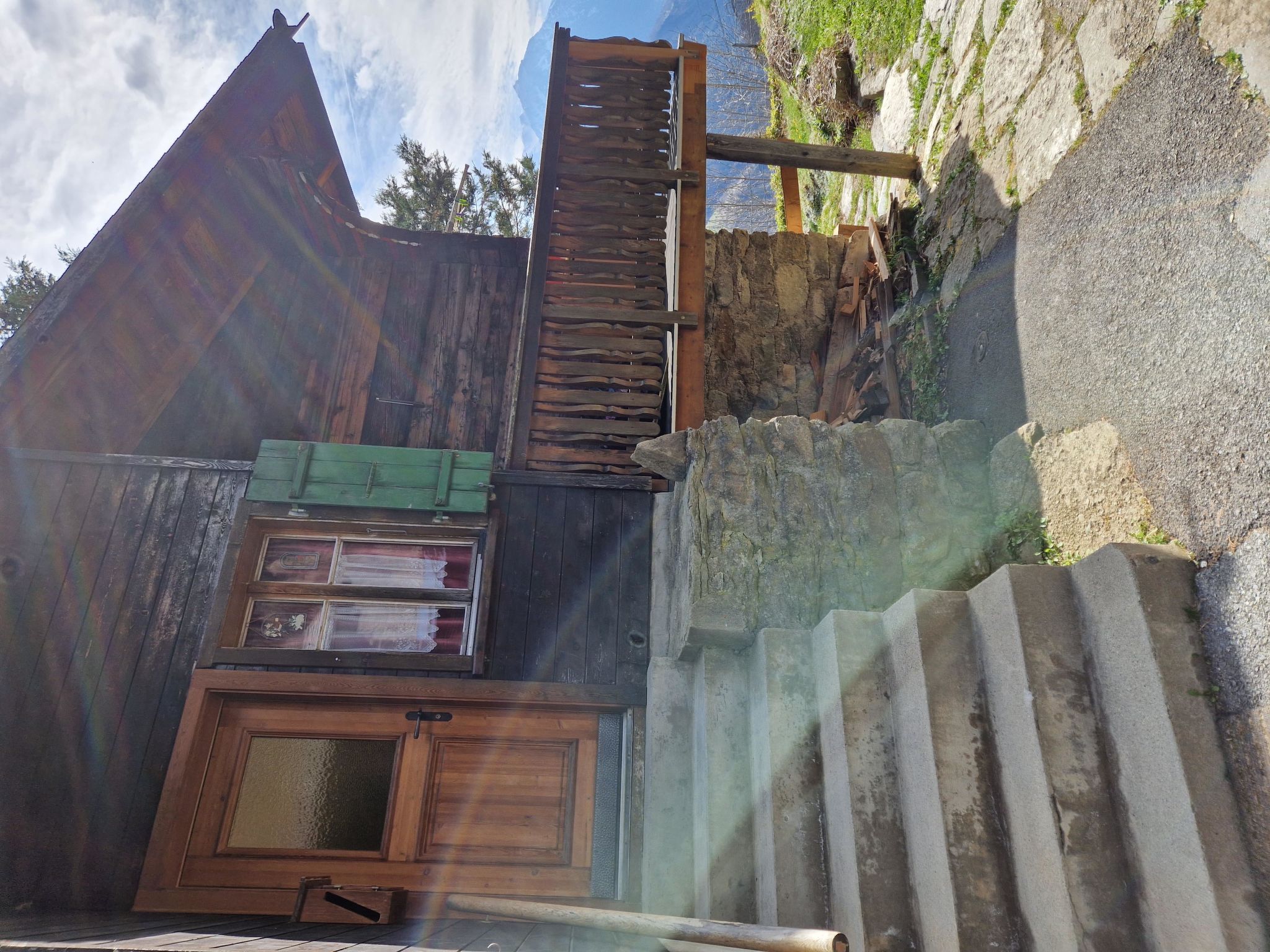 interhome-Dorfstrasse 97 2. OG Süd Appartement/Fewo, Dusche oder Bad, WC