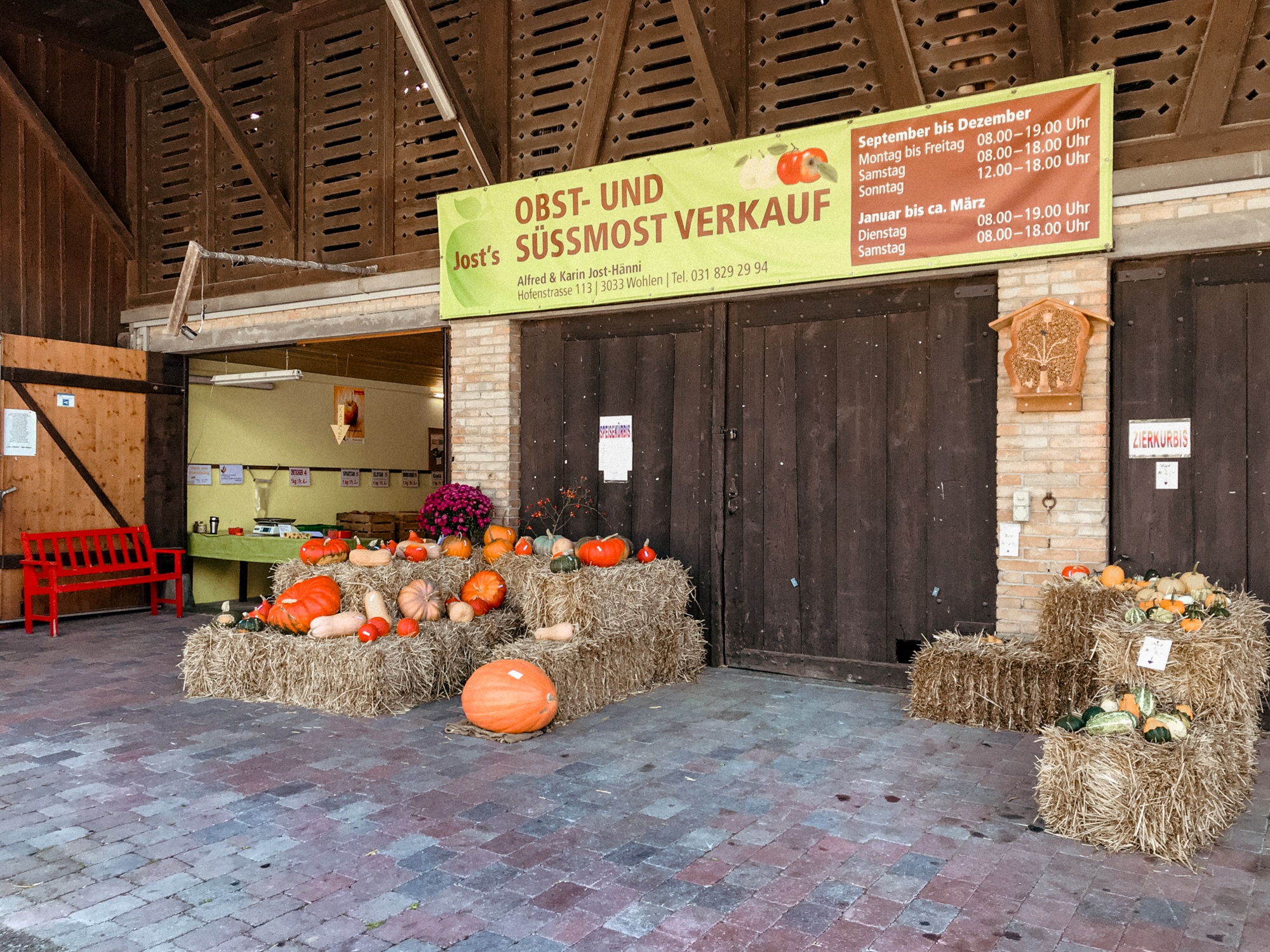 Jost farm shop, Wohlen b. Bern