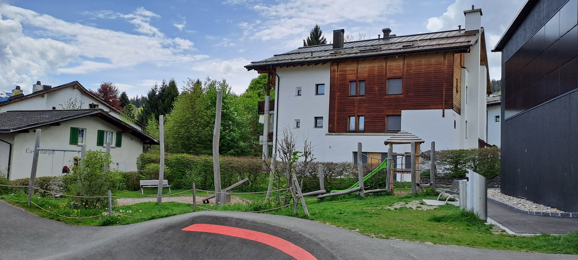 Spielplatz Flims Dorf (beim Pumptrack)