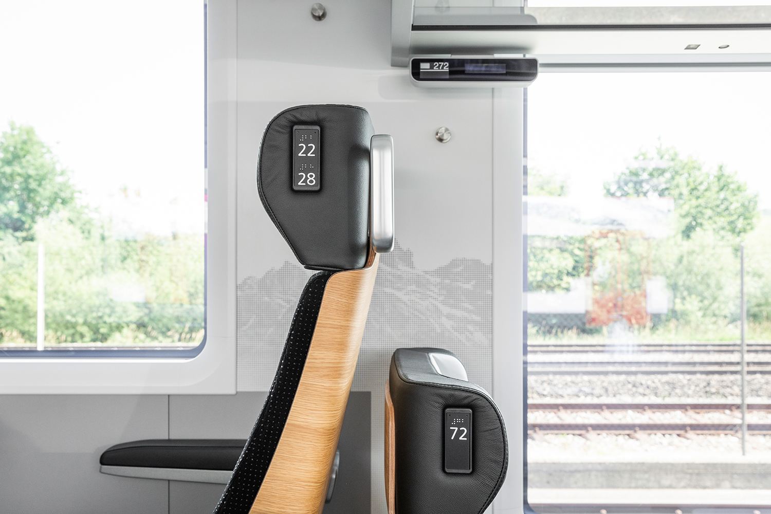 1. Klasse Sitzplatz im Voralpen-Express, Blindenschrift