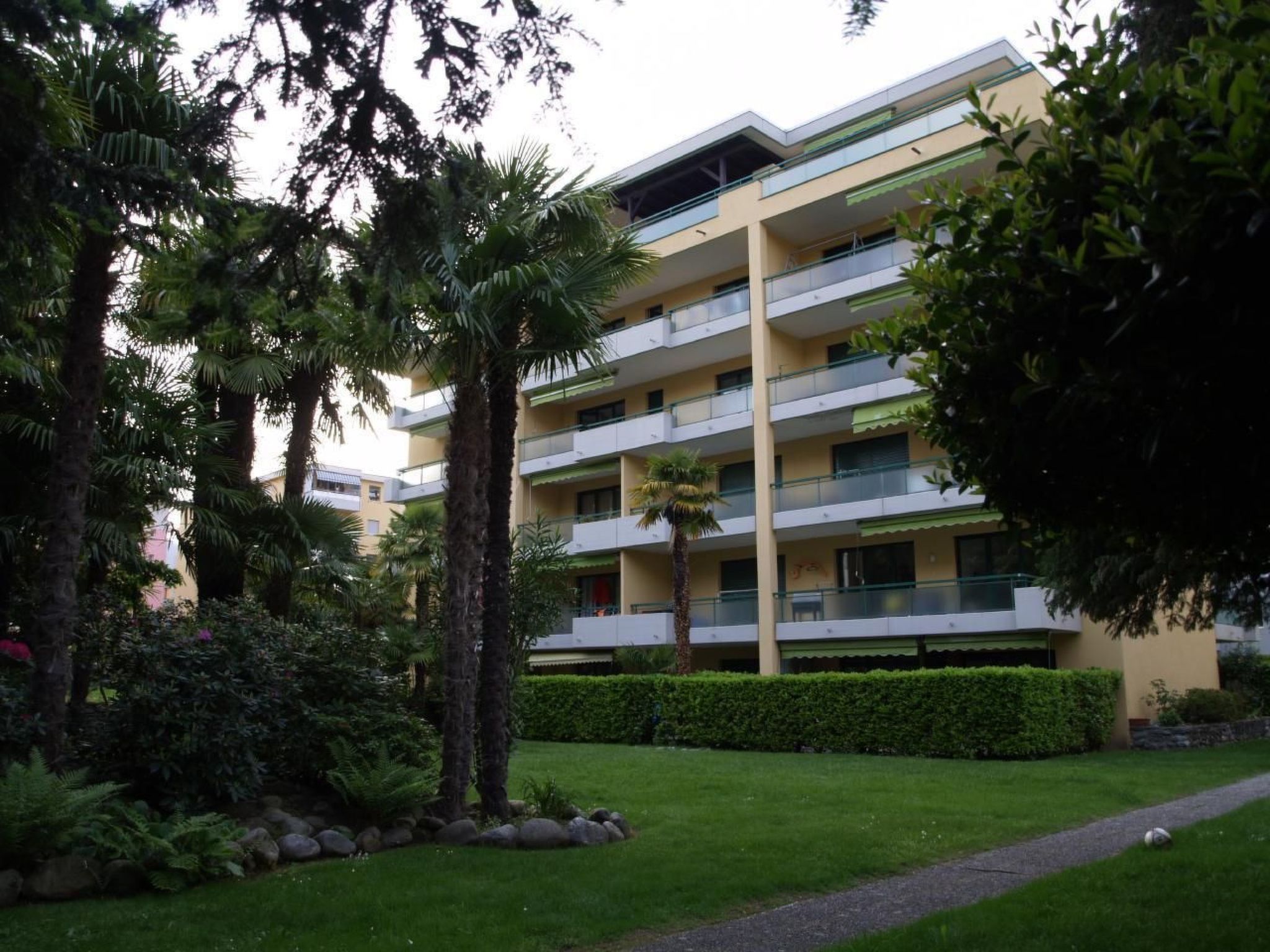 interhome-Casa Robinia