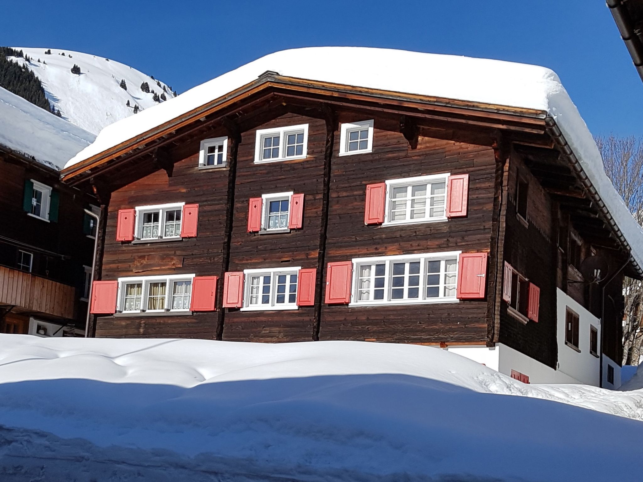 interhome-Tgèsa Turmalin Utzinger, (Camischolas/Sedrun), 210.01