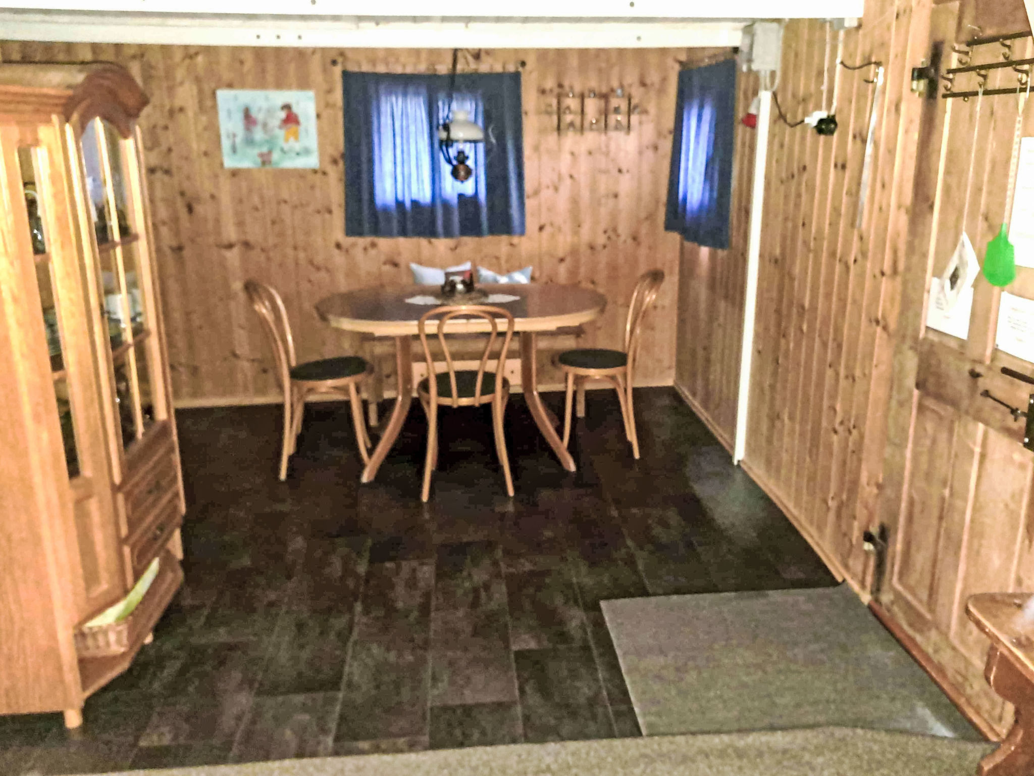 interhome-"Hüttli" neben dem Bauernhof Fendrig