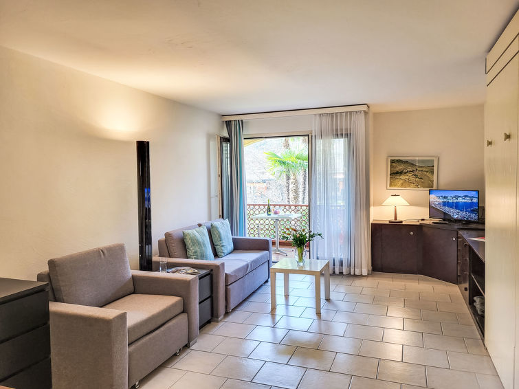 interhome-Residenza Parcolago Apt 120 1.Stock