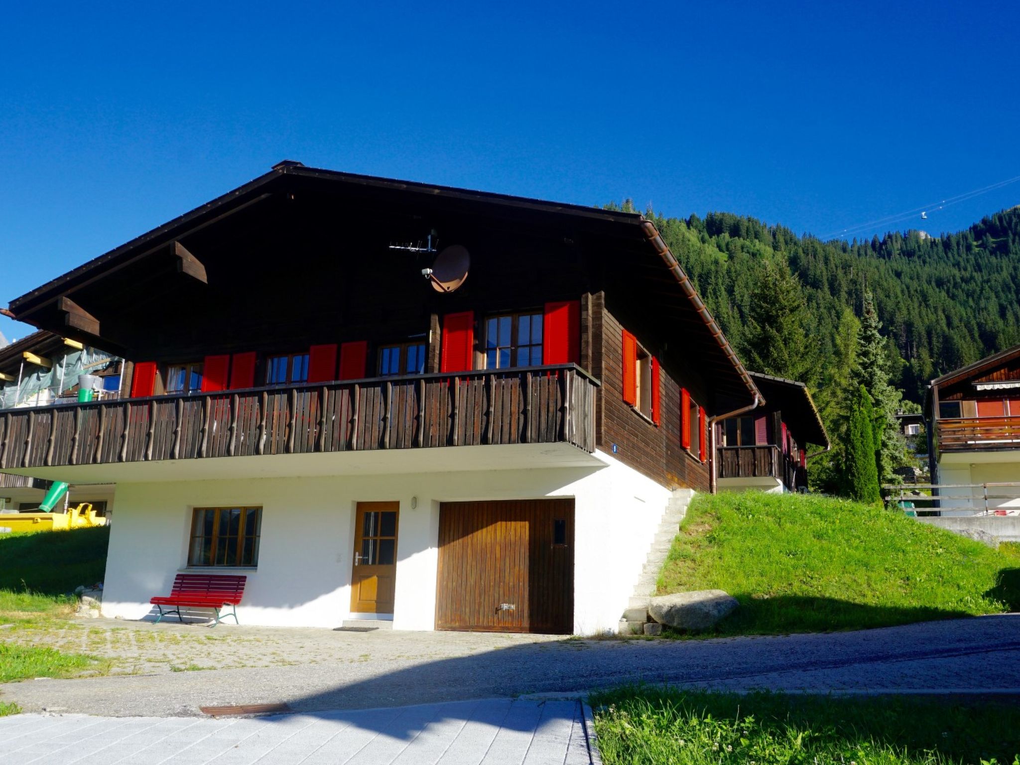 interhome-Ferienhaus Kuster, (Sedrun), 006.01