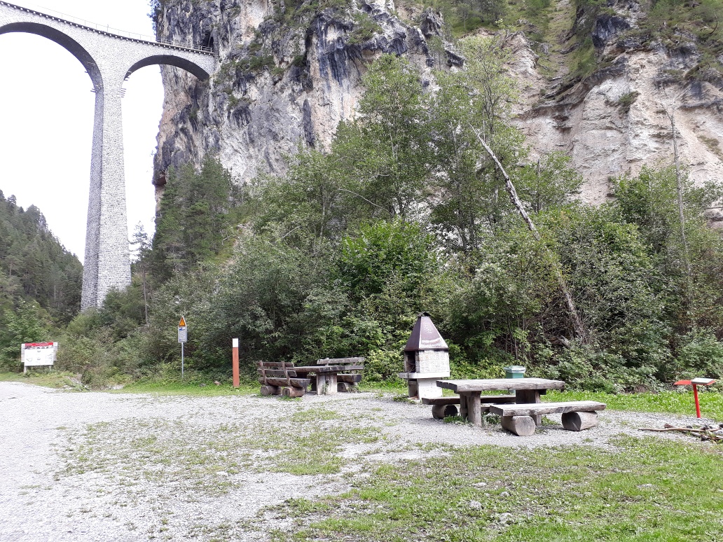Grillstelle Landwasserviadukt