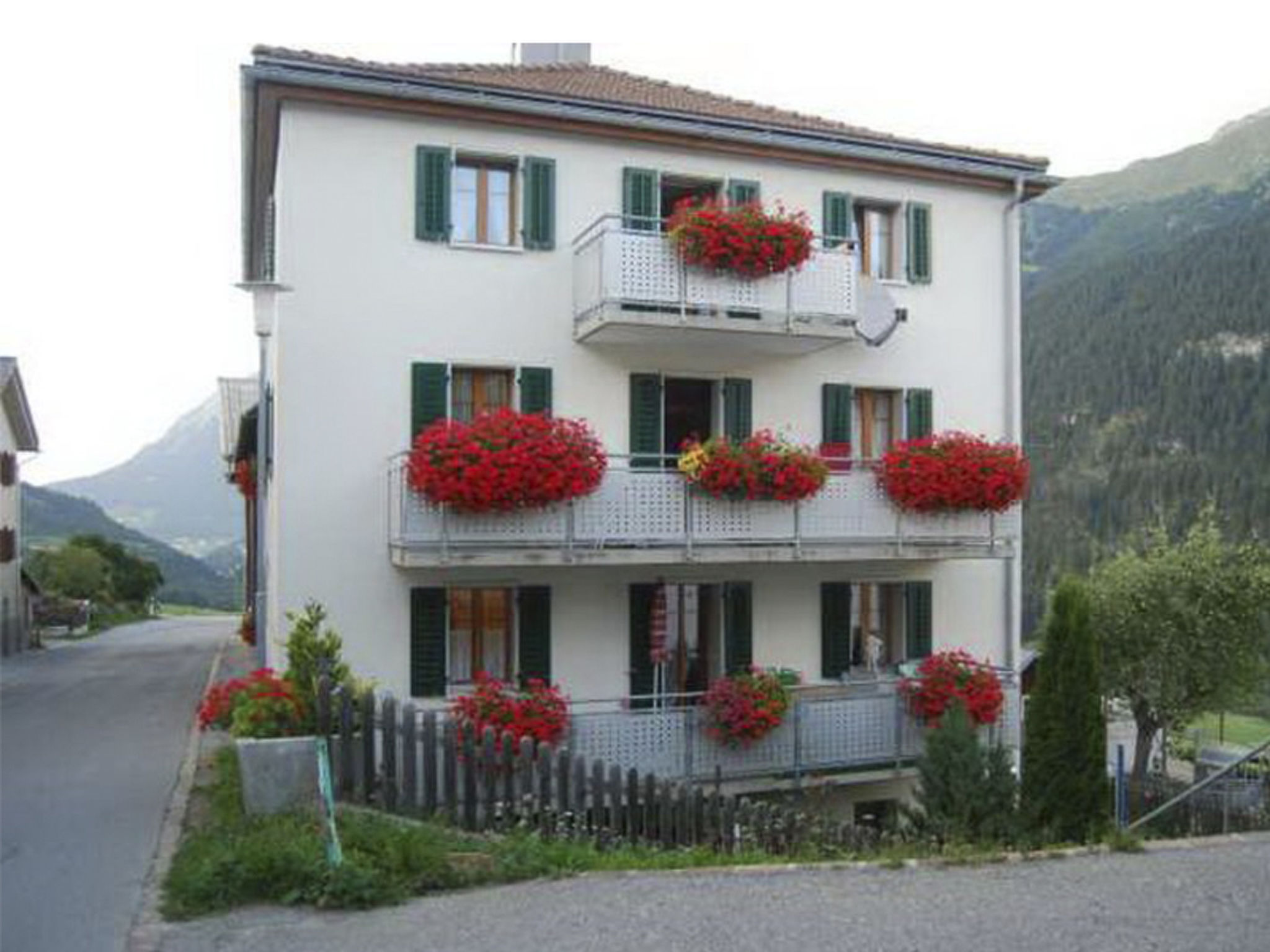 interhome-Ferienwohnung Hof Collet Appartement/Fewo, Dusche oder Bad, WC, 1 Schlafraum