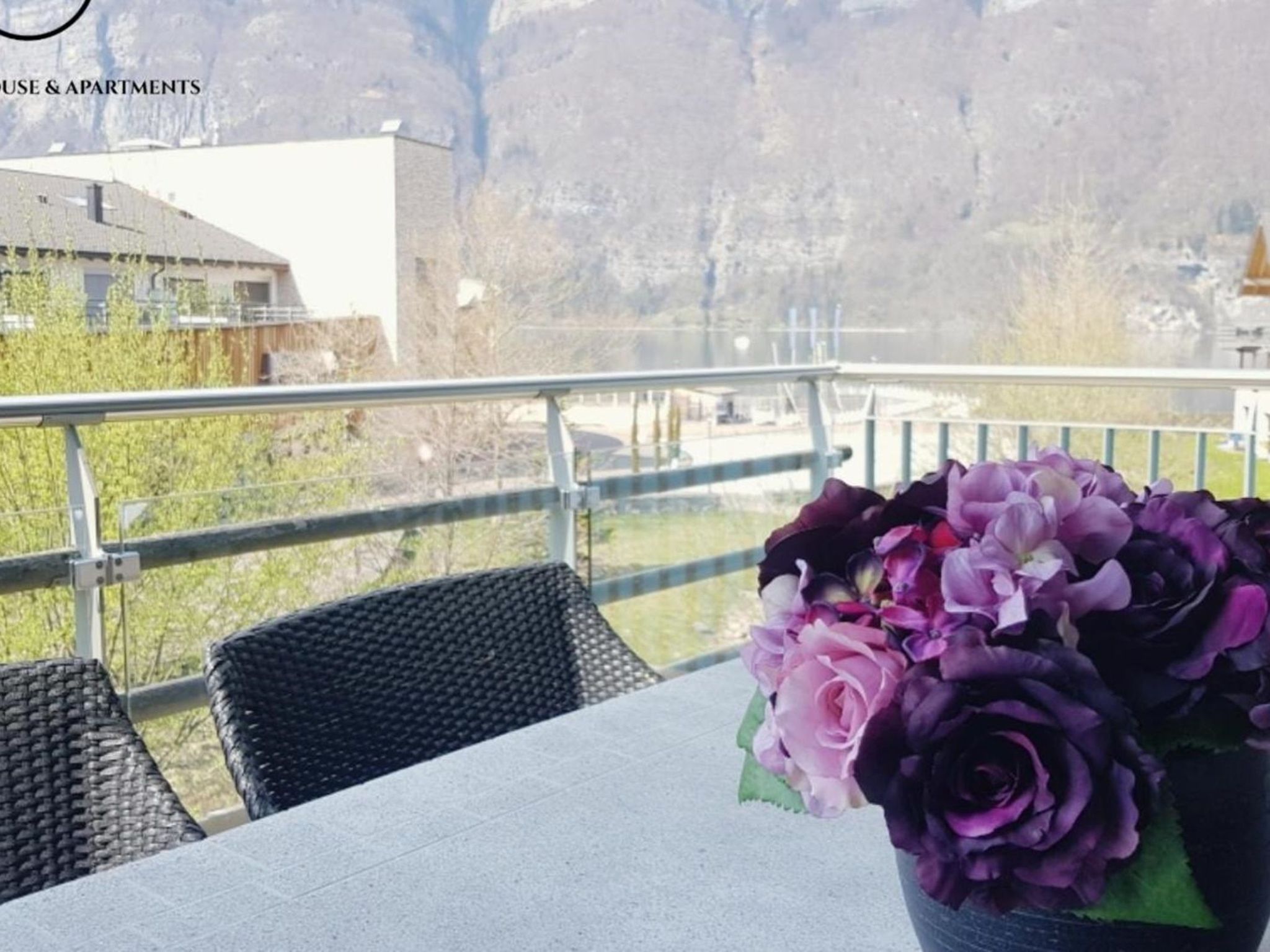 interhome-Walensee House & Apartments, (Unterterzen),