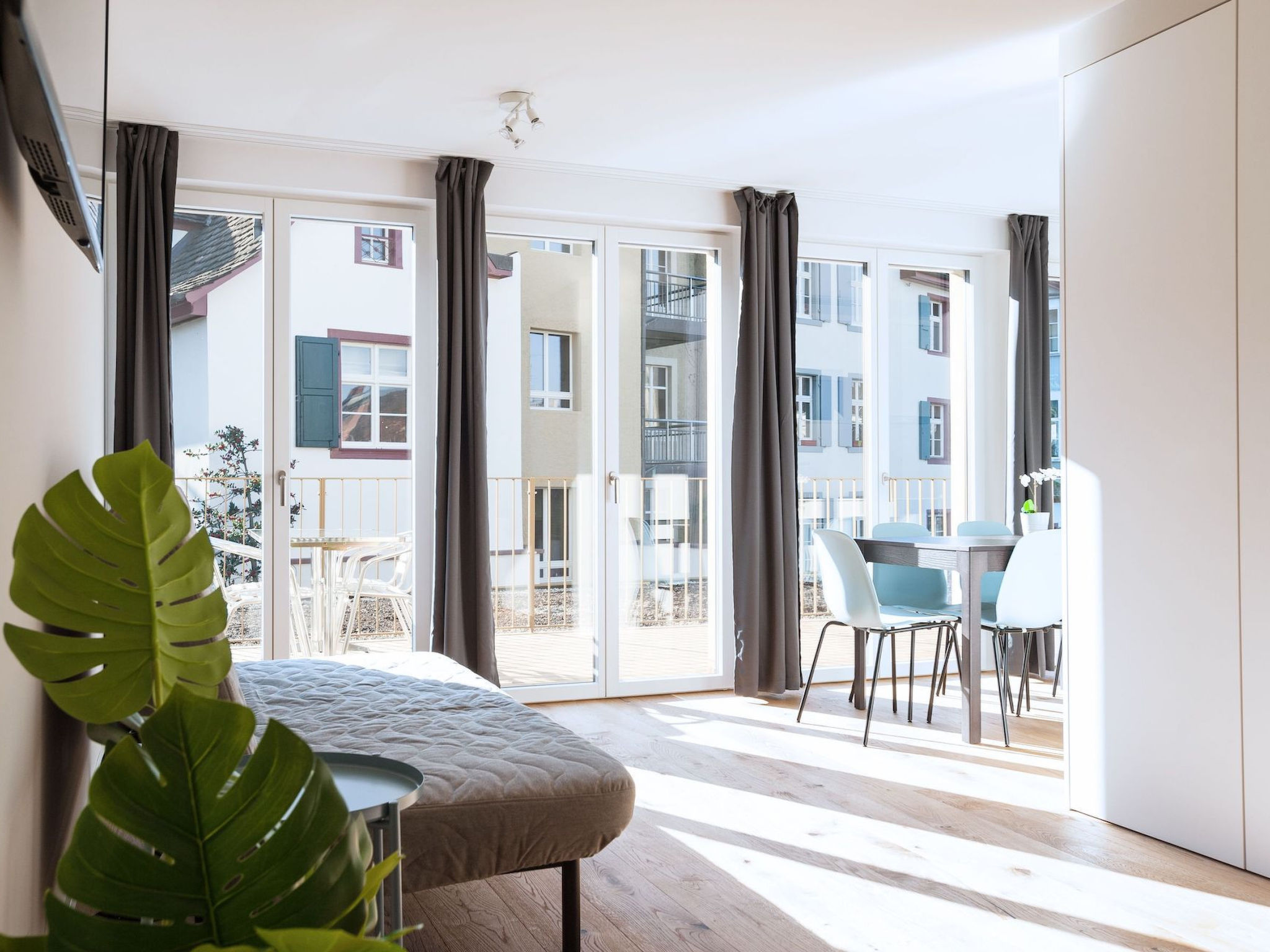 interhome-BS Klee IV - Marktplatz HITrental Apartment