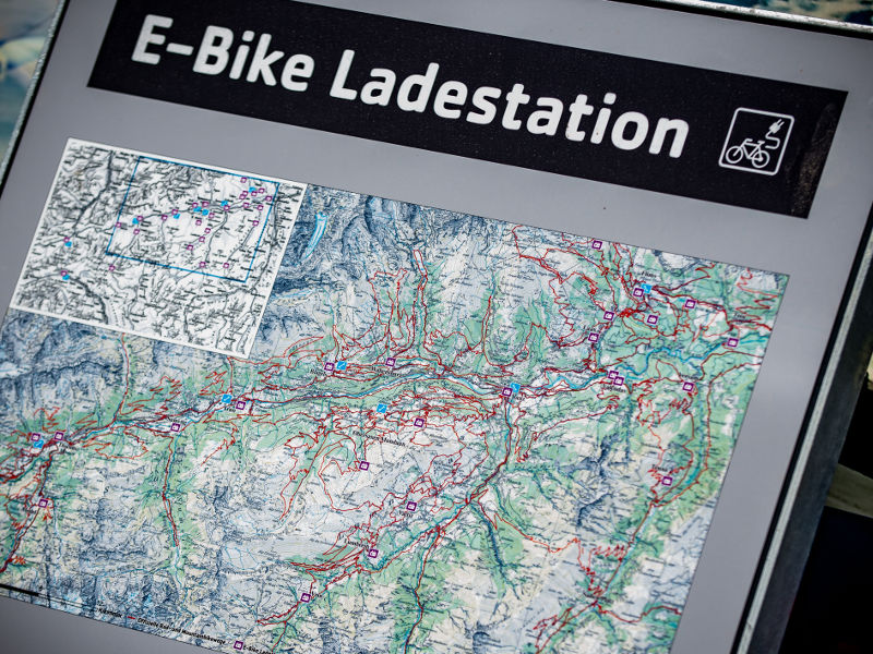 E-Bike Ladestation Valendas Dorf