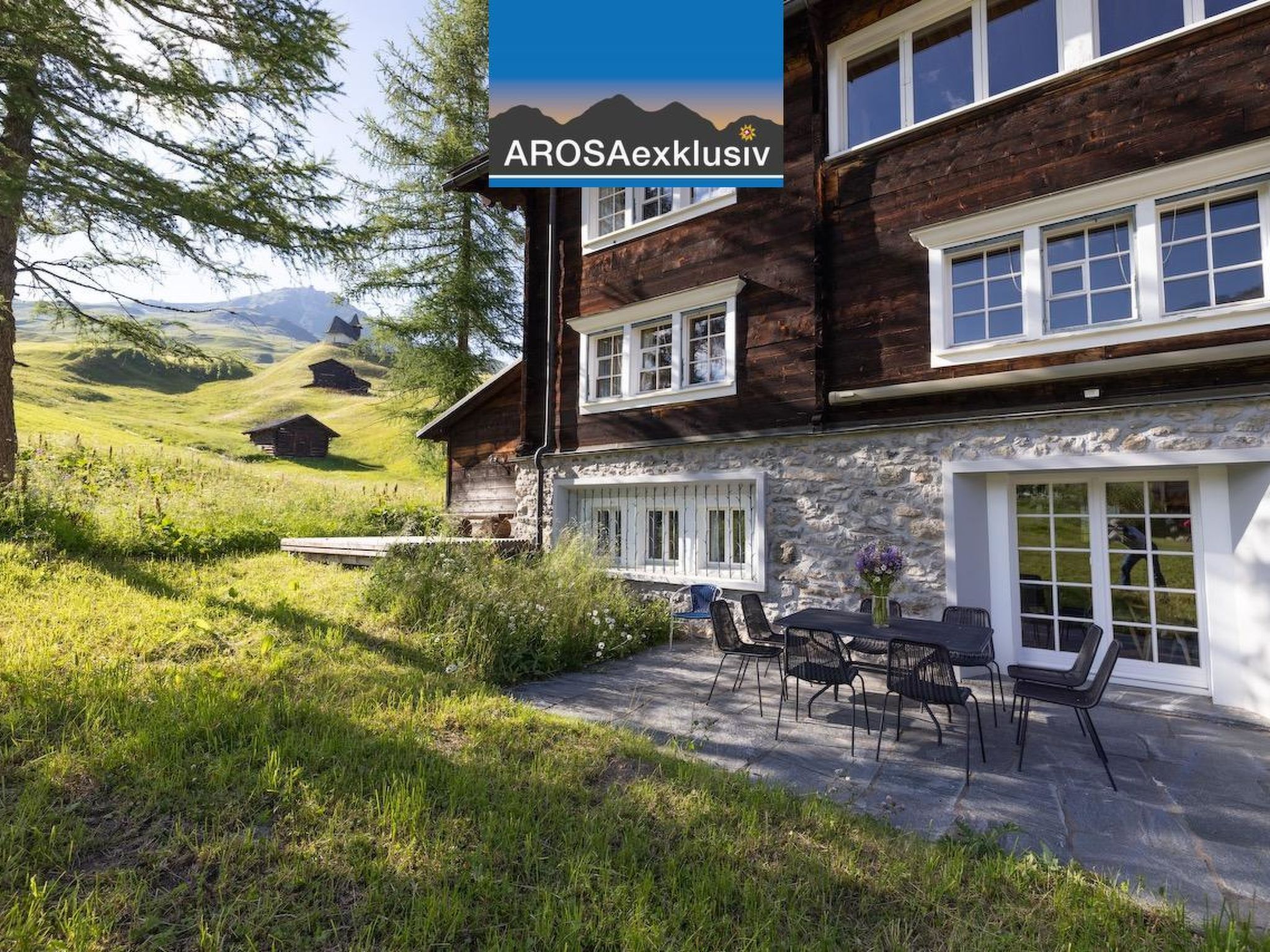 interhome-Chalet Güetli Ferienhaus, Dusche und Bad, WC, 10-Bettwohnung