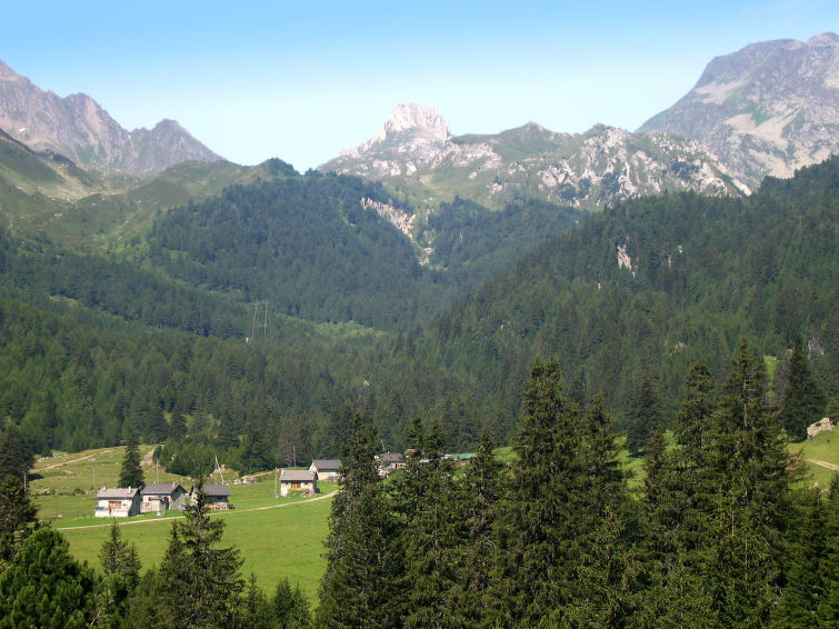 interhome-Chalet Al Portic