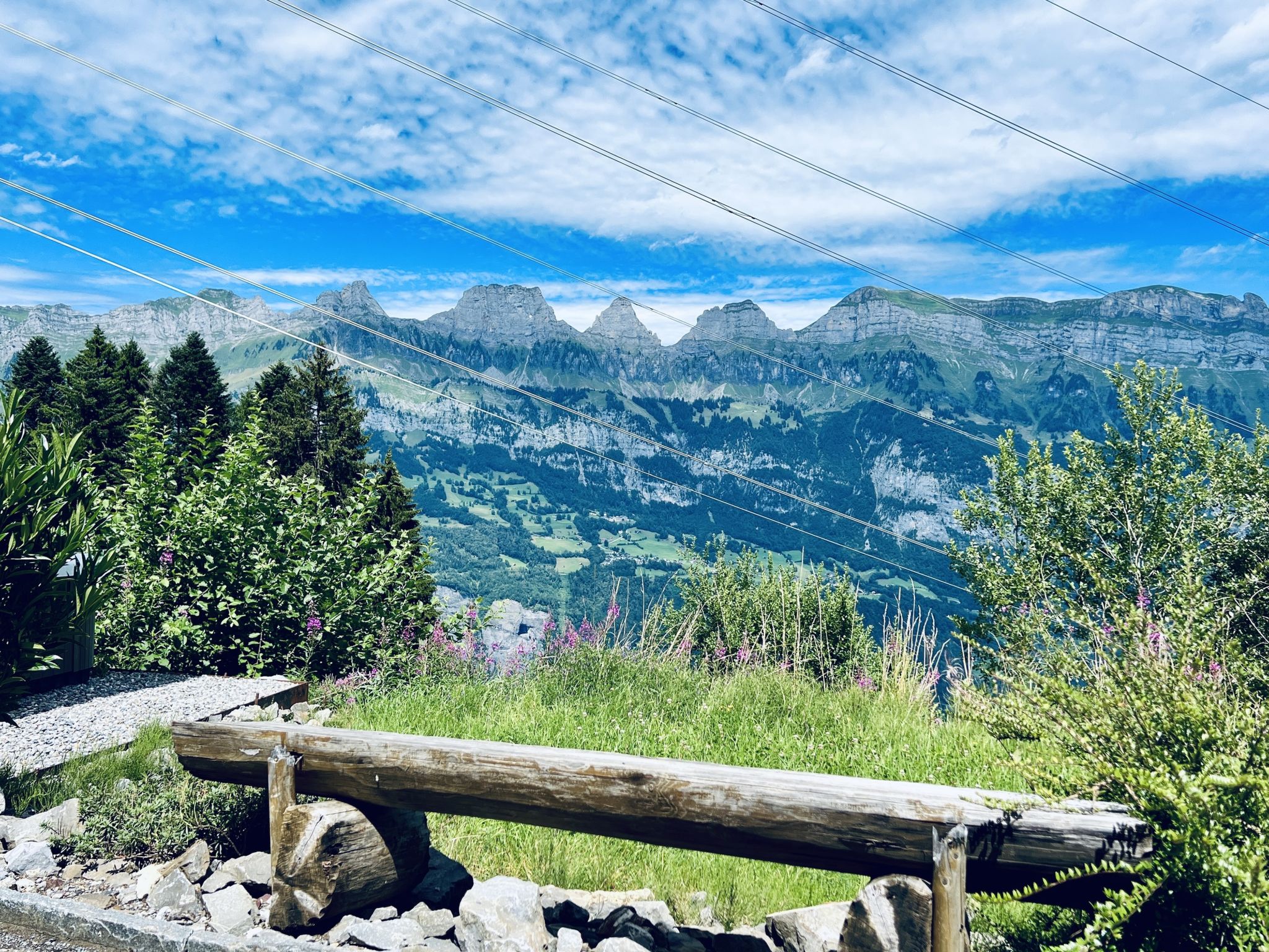 interhome-Chalet Wiesehöckli (CharmingStay). 3 Zimmerwohnung Bad/Dusche/Balkon/Aussen-Whi
