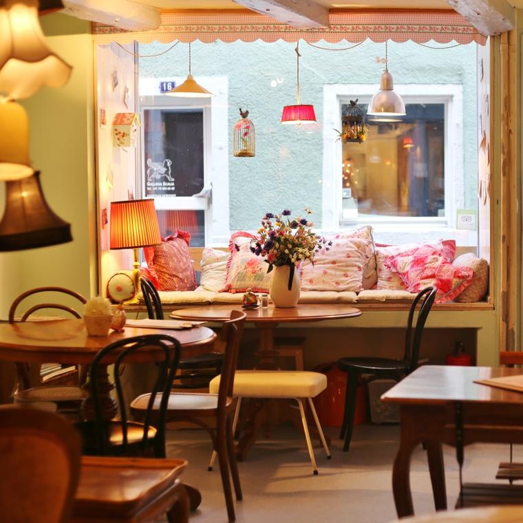 Frau Meise Café und Boutique