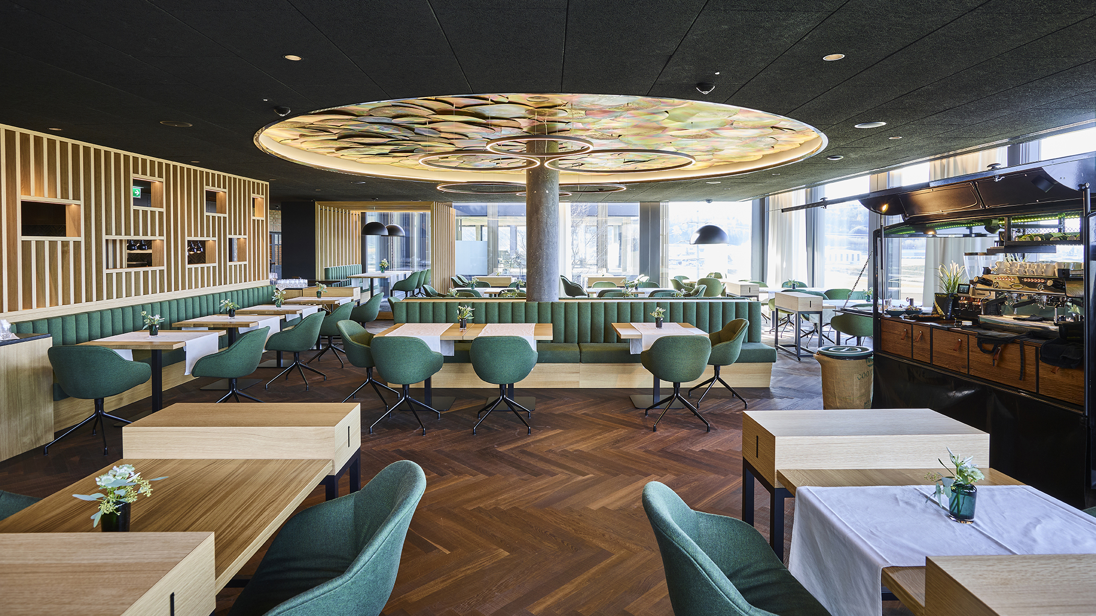 tomas-Hotel von Rotz - Restaurant Cabrio