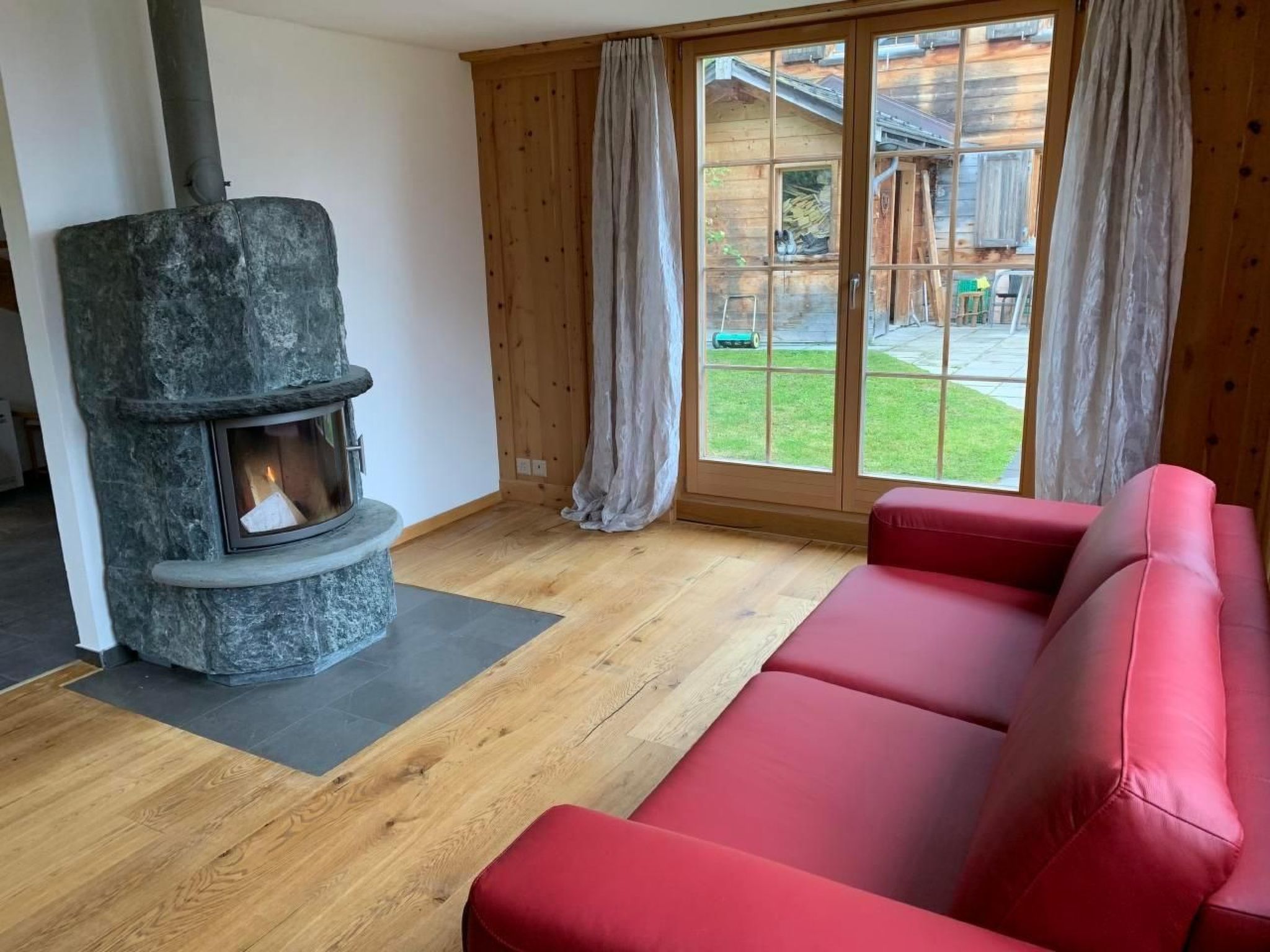 interhome-Neuwertiges 2-Zi-Ferienchalet (55m2)