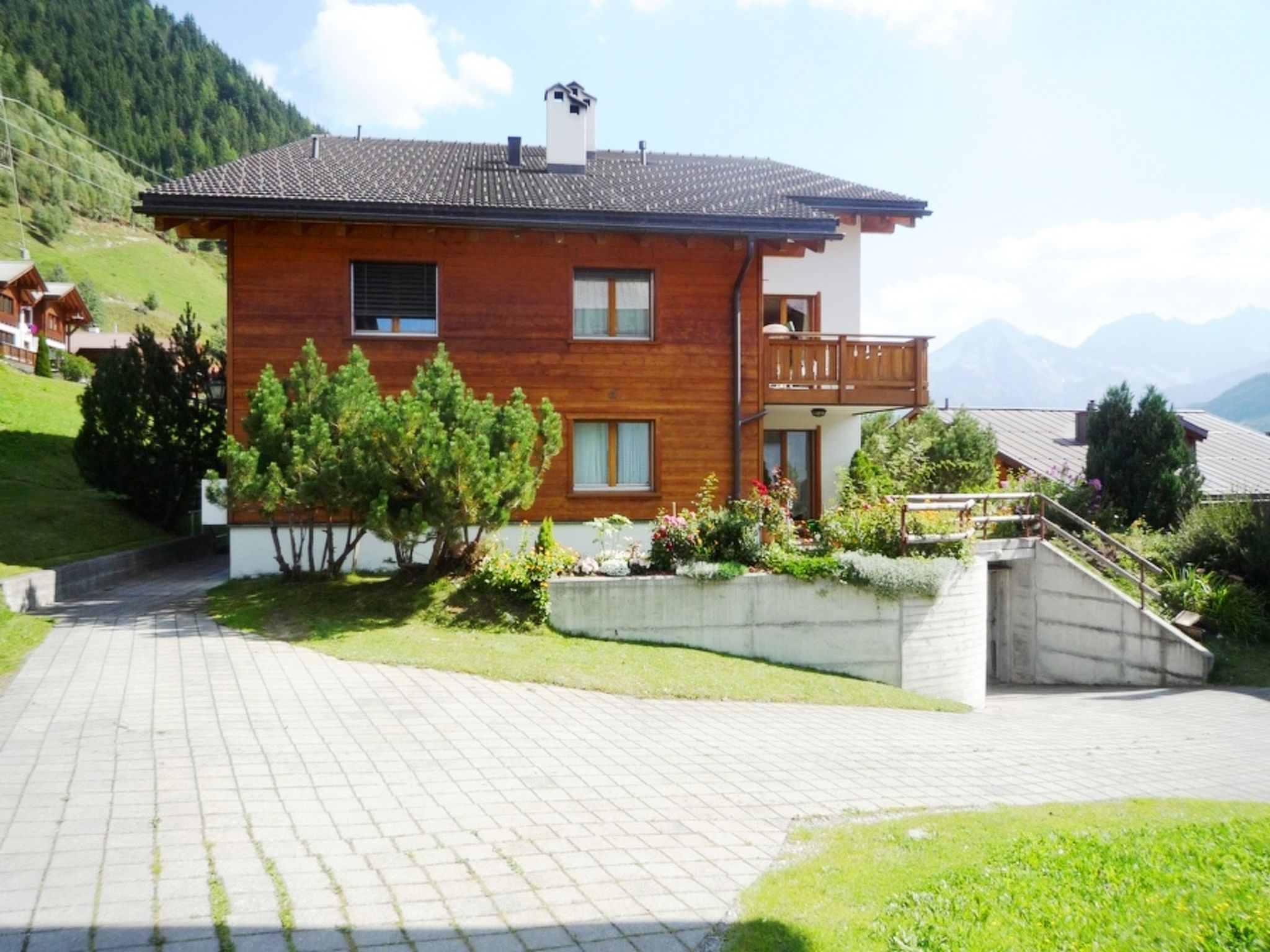 interhome-Tgèsa Bostgé Grubenmann, (Sedrun), 154.01
