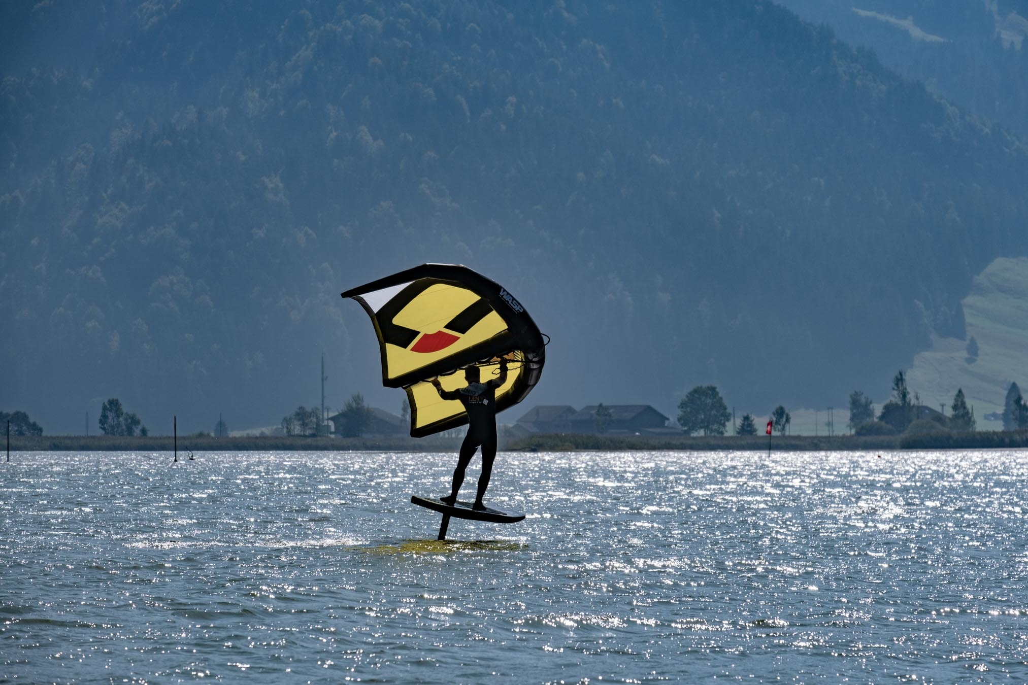 Surfen auf dem Sihlsee