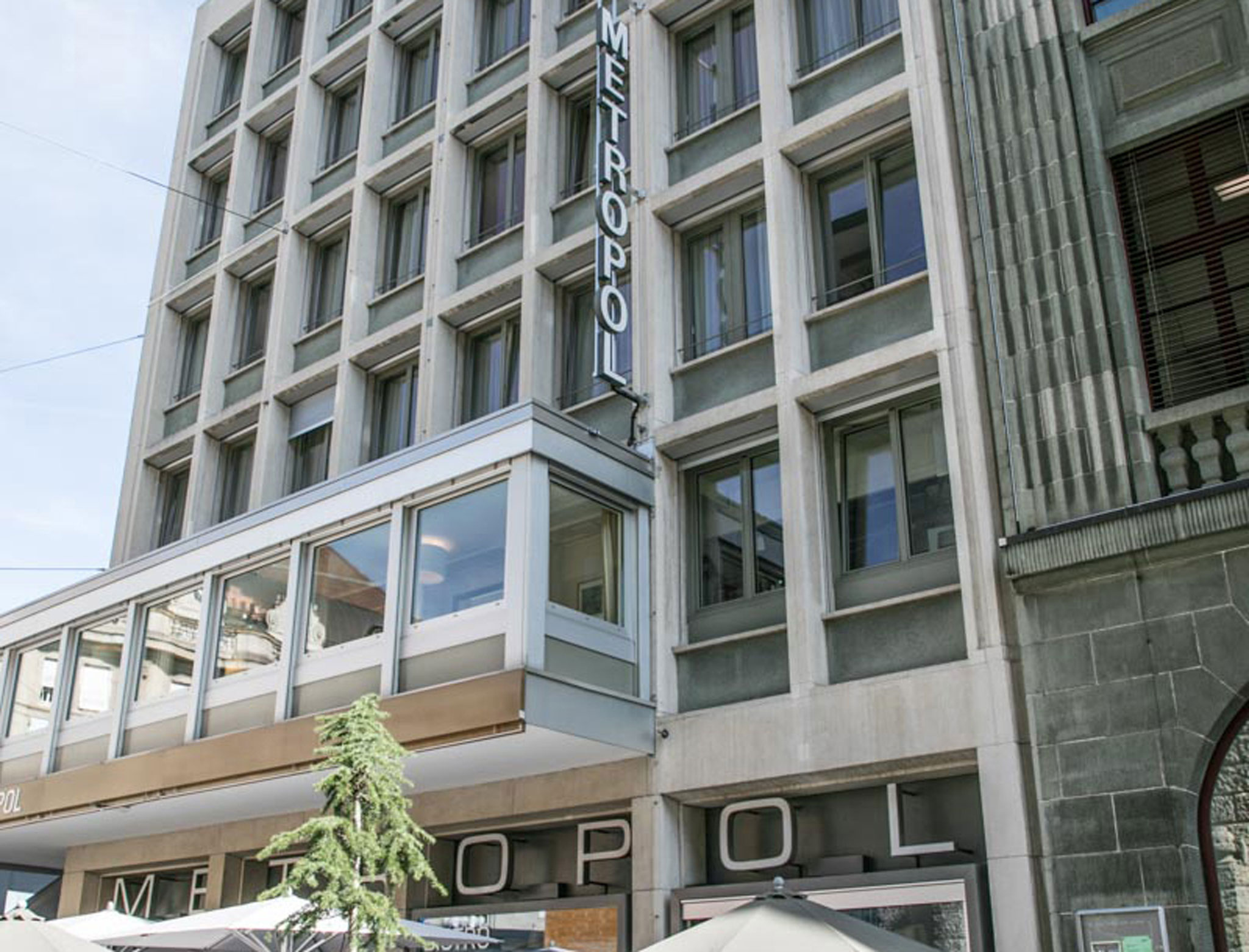 tomas-Tailormade Hotel Metropol - Aussenansicht