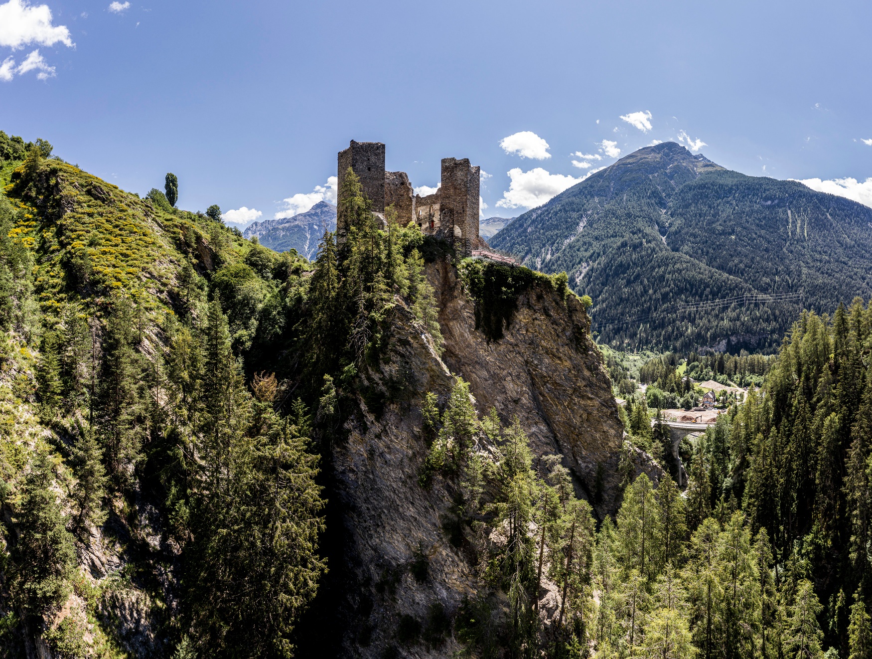 Burgruine Tschanüff