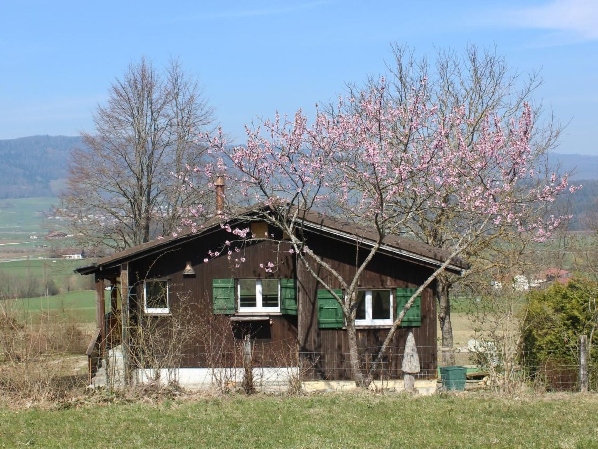 interhome-Chalet - Le Champ des Perches, (Berlincourt)