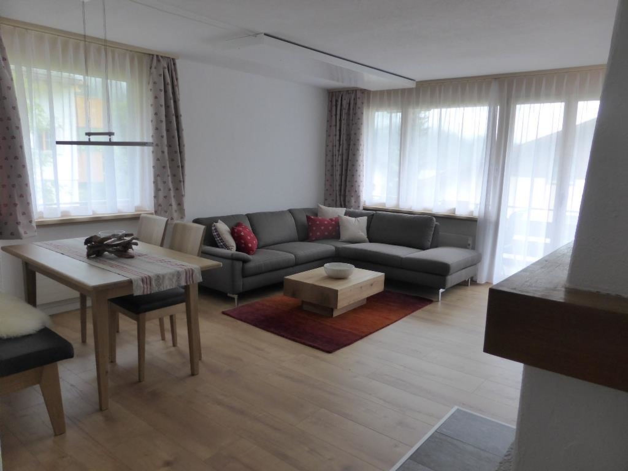 interhome-Chesa Carnea 6 Appartement/Fewo, Dusche oder Bad, WC 3-Zimmerwohnung