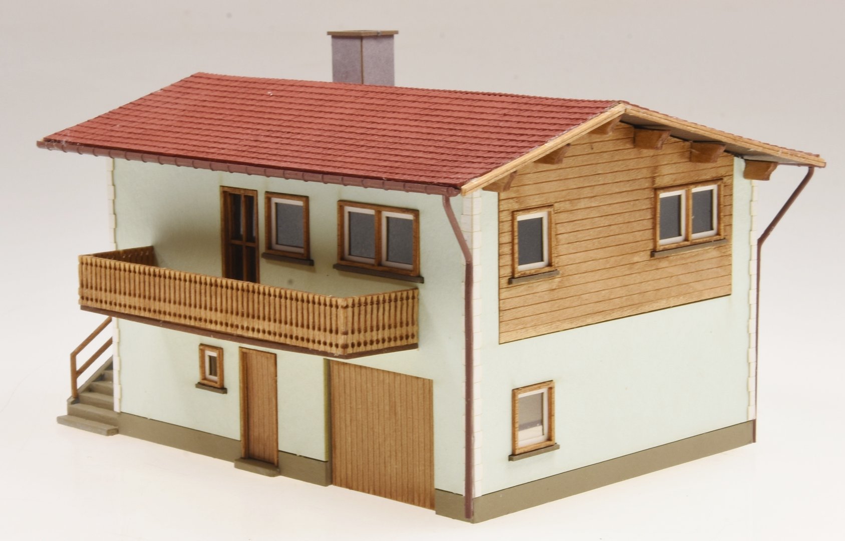 Modellbausatz Bündner Wohnhaus „Chesa Marmotta“ 1:87 2