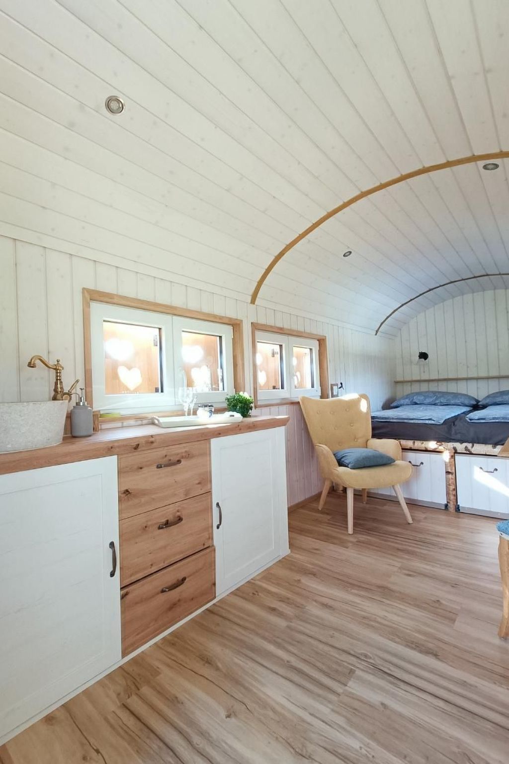 interhome-Zirkuswagen vom Sommerhof