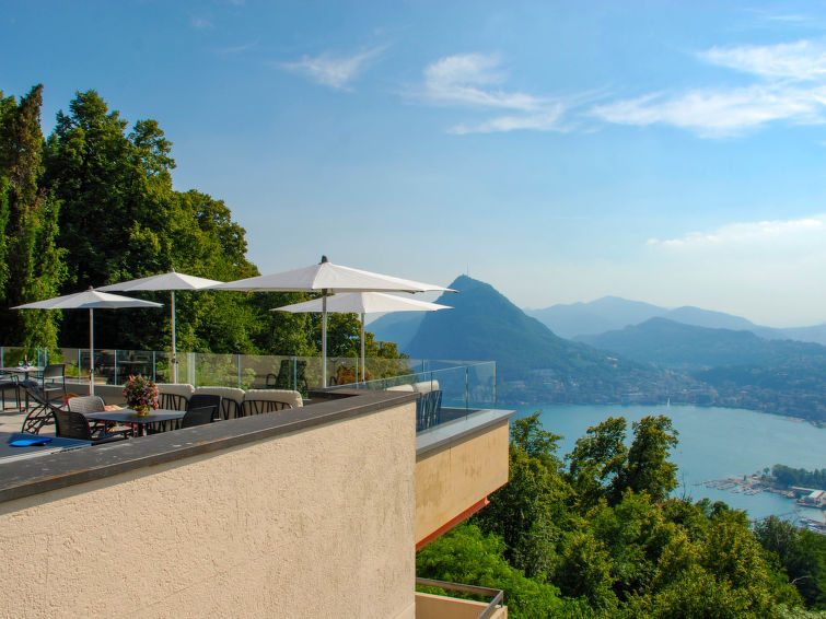 interhome-Residenza Monte Bré - Apt.004 Haus1