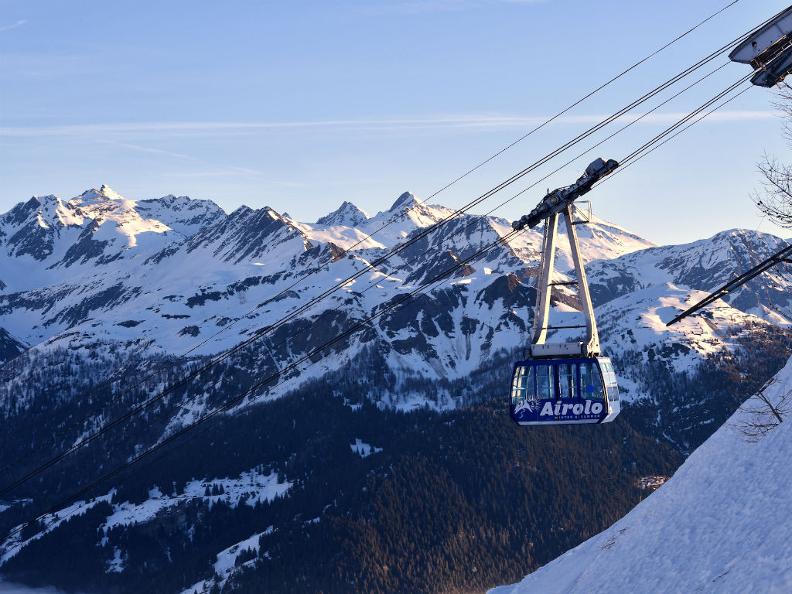 mys-Ski-Sonderangebot: Airolo/Andermatt - B&B Gottardo-Airolo Funivia