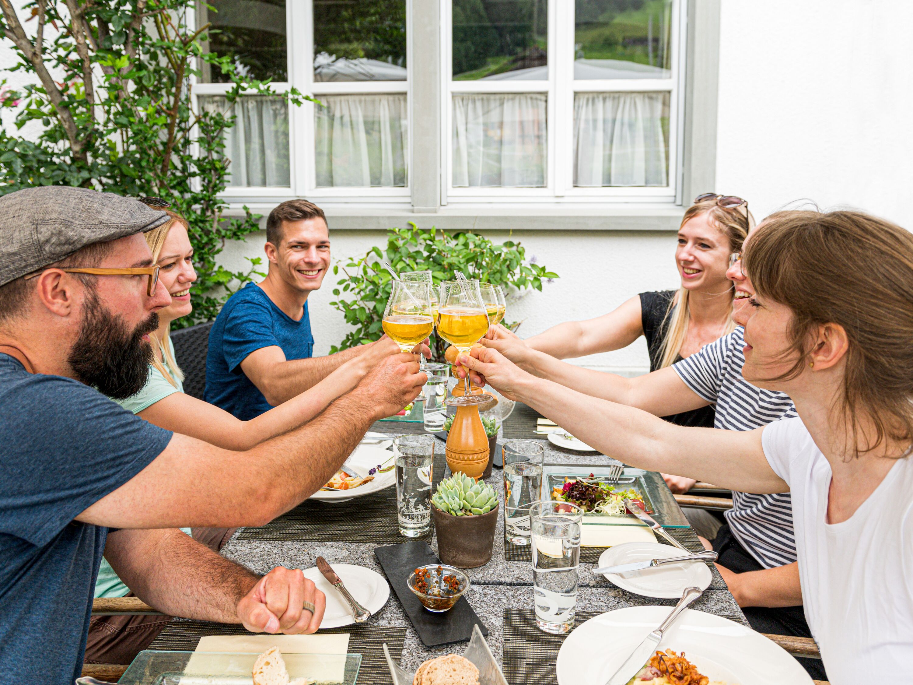 mys-Kulinarische Wanderung «Von Gang zu Gang» mit Fünfländerblick-import_c3ed9a4e-8243-4ef3-b9d2-835cf797e774.jpg