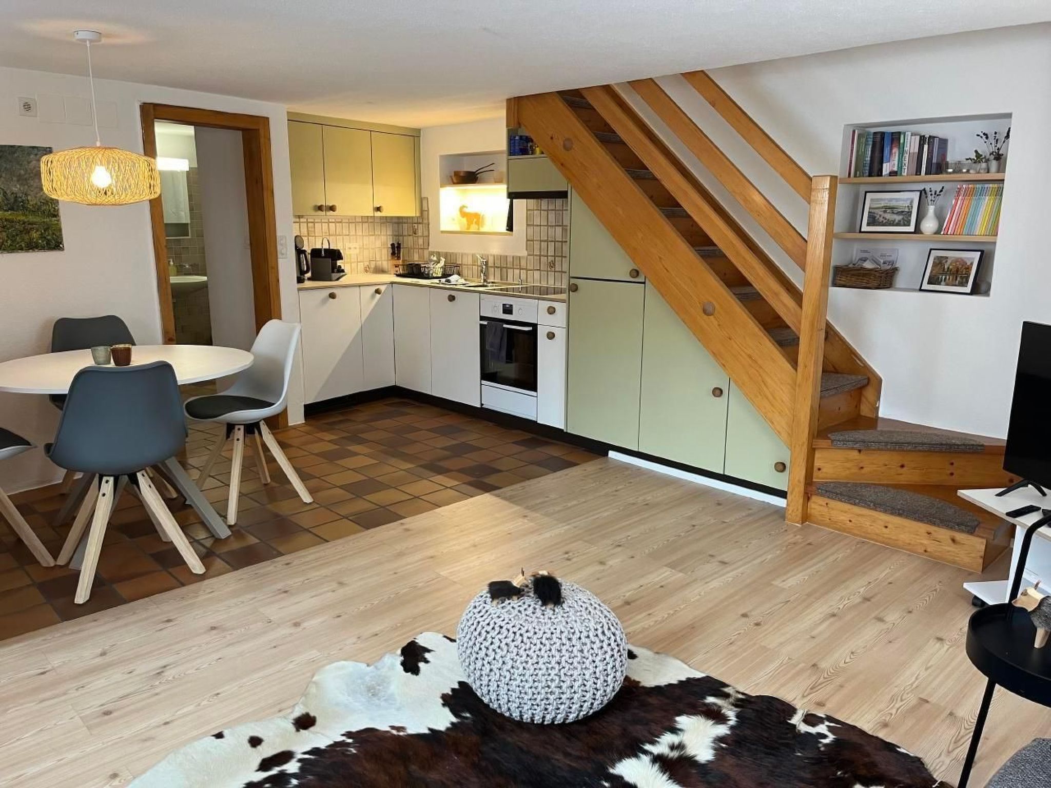 interhome-Gemütlich eingerichtete Ferienwohnung "Chasa"