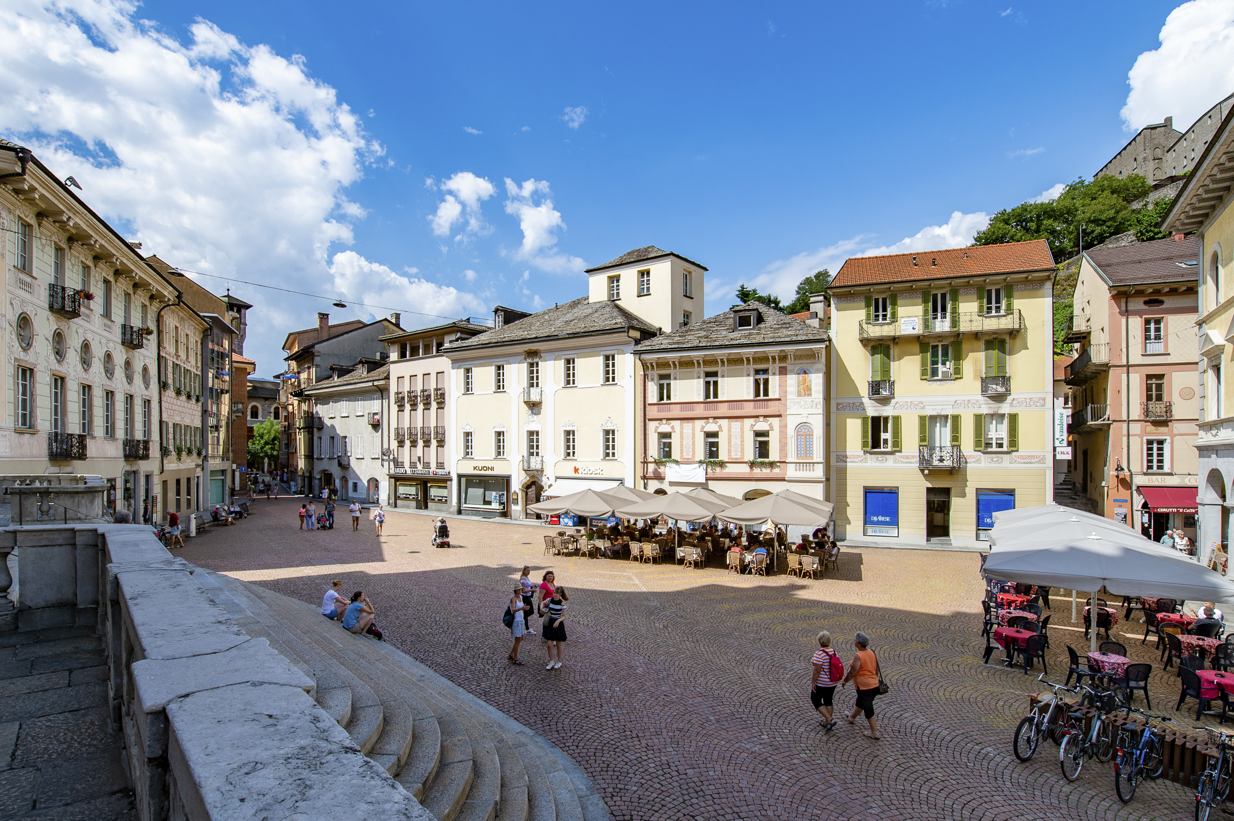 mys-Guided tour of the City of Bellinzona - saturday 11.00-Bellinzonese e Alto Ticino Turismo - collegiata-01.jpg