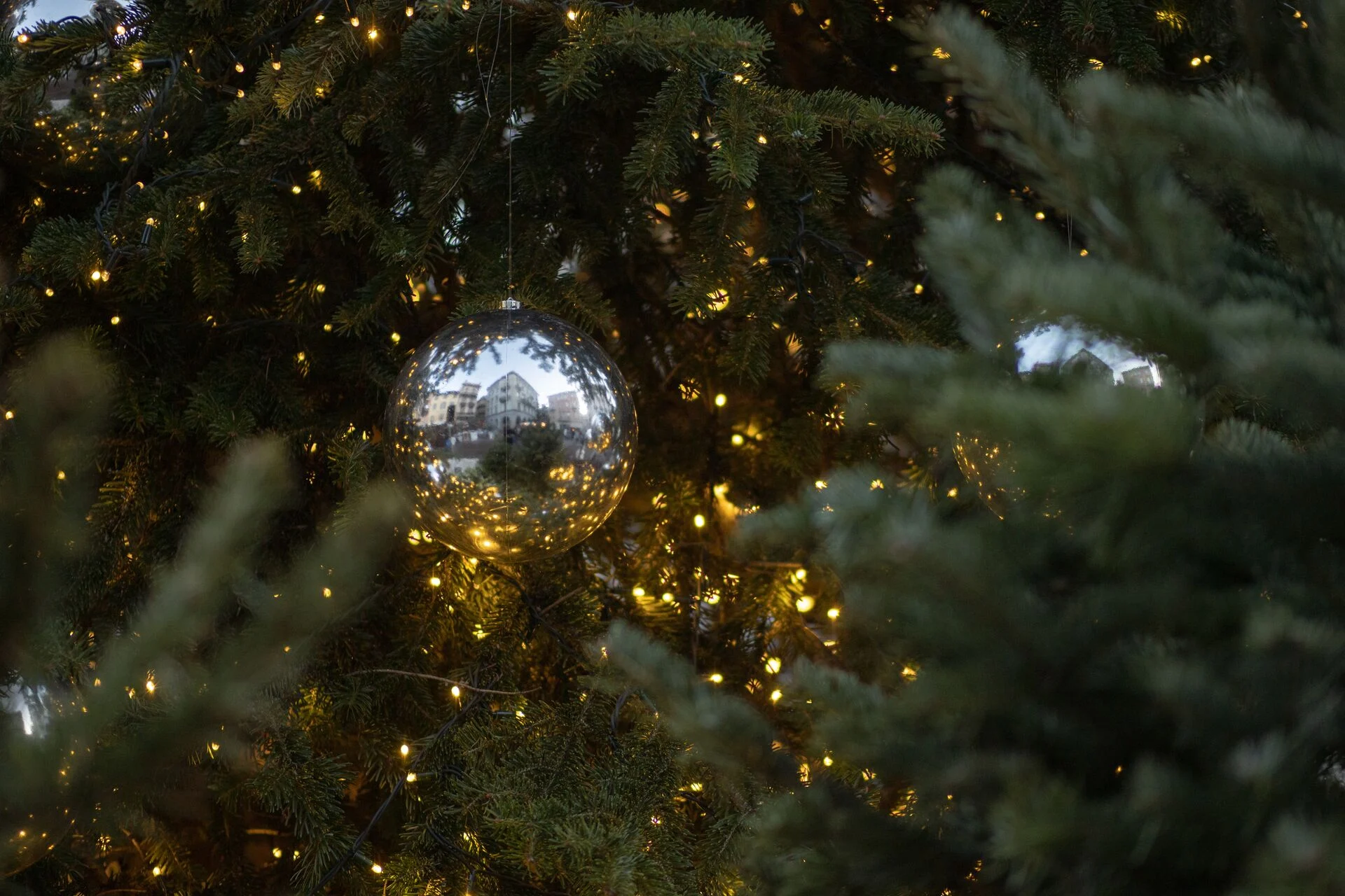 mys- Christmas is in the air – Lugano City Tour (Free)-Christmas is in the air – Lugano City Tour (Free)