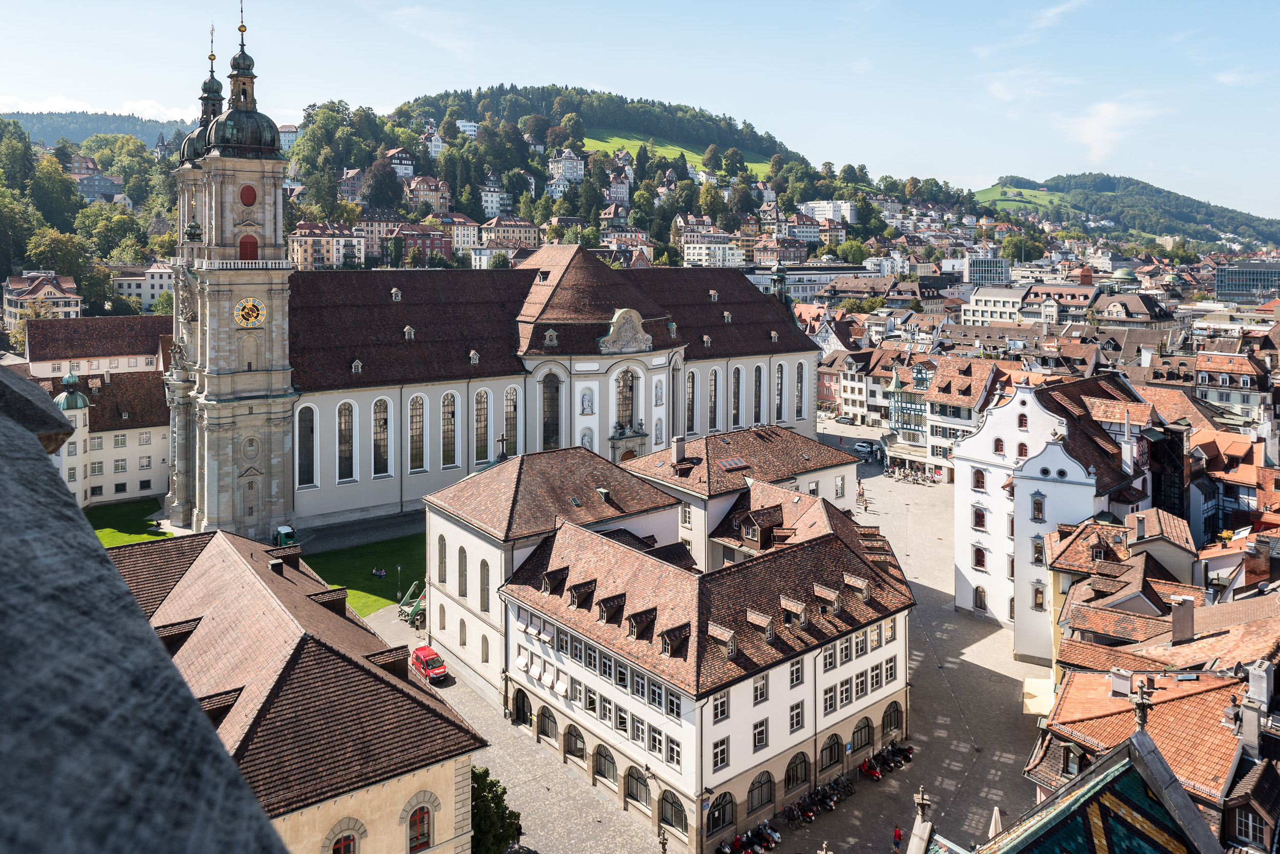 Abbey District of St. Gallen with baroque cathedral and old town – UNESCO World Heritage Site in the heart of the city.