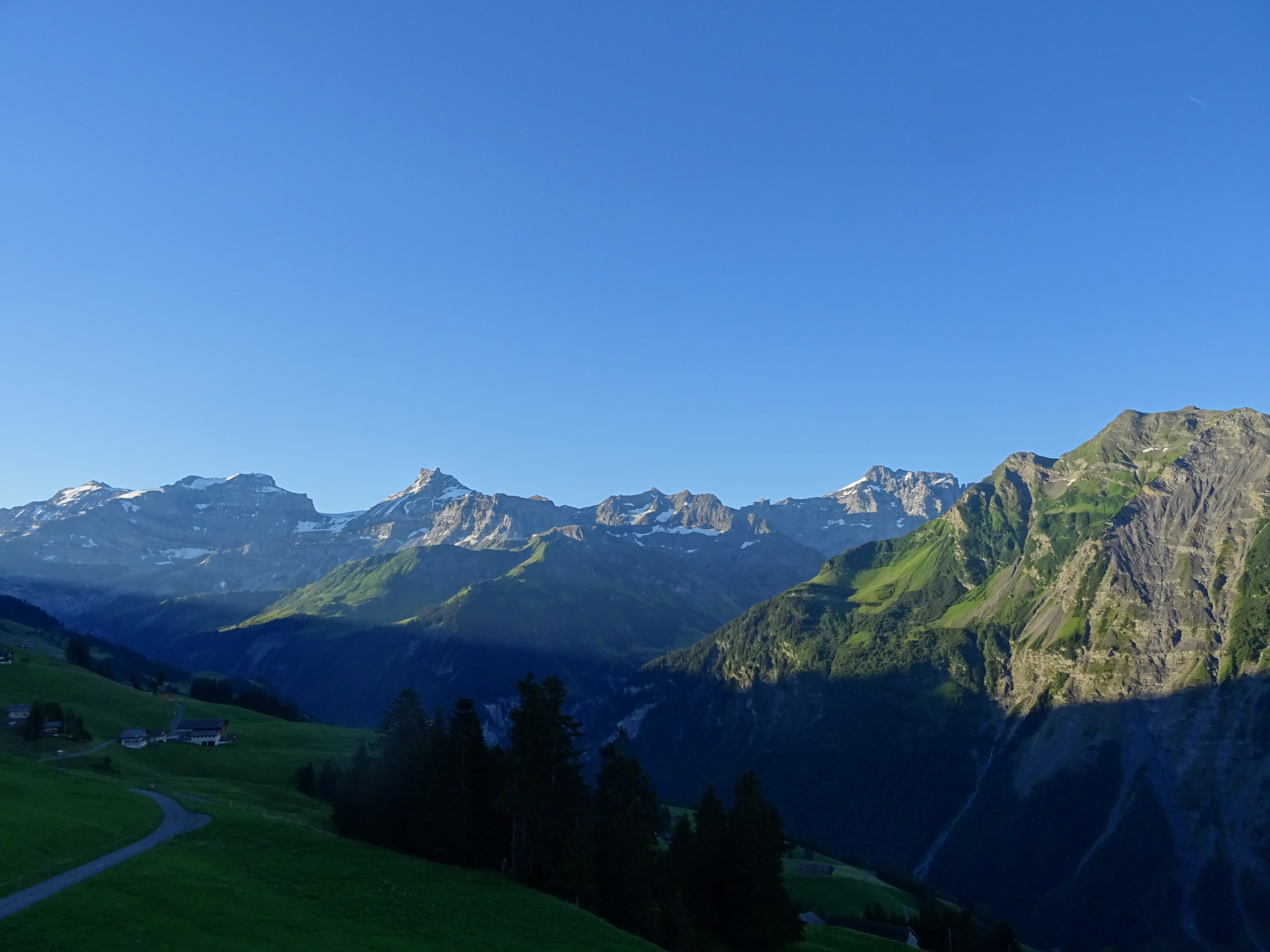 mys-Luftseilbahn Spiringen - Ratzi am Klausenpass-3000er Kette im Schächental