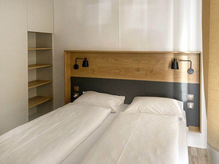 interhome-Bungalow Isola Premium
