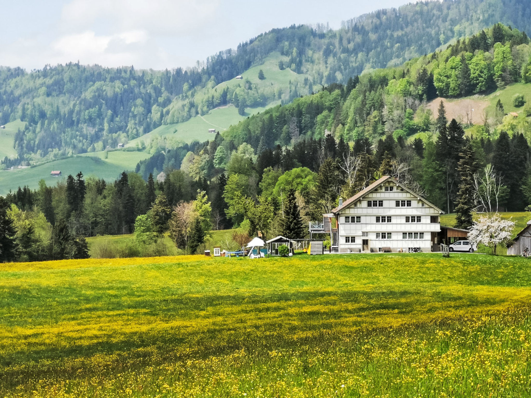interhome-Verschlafen... in sanfte Hügel eingebettet.