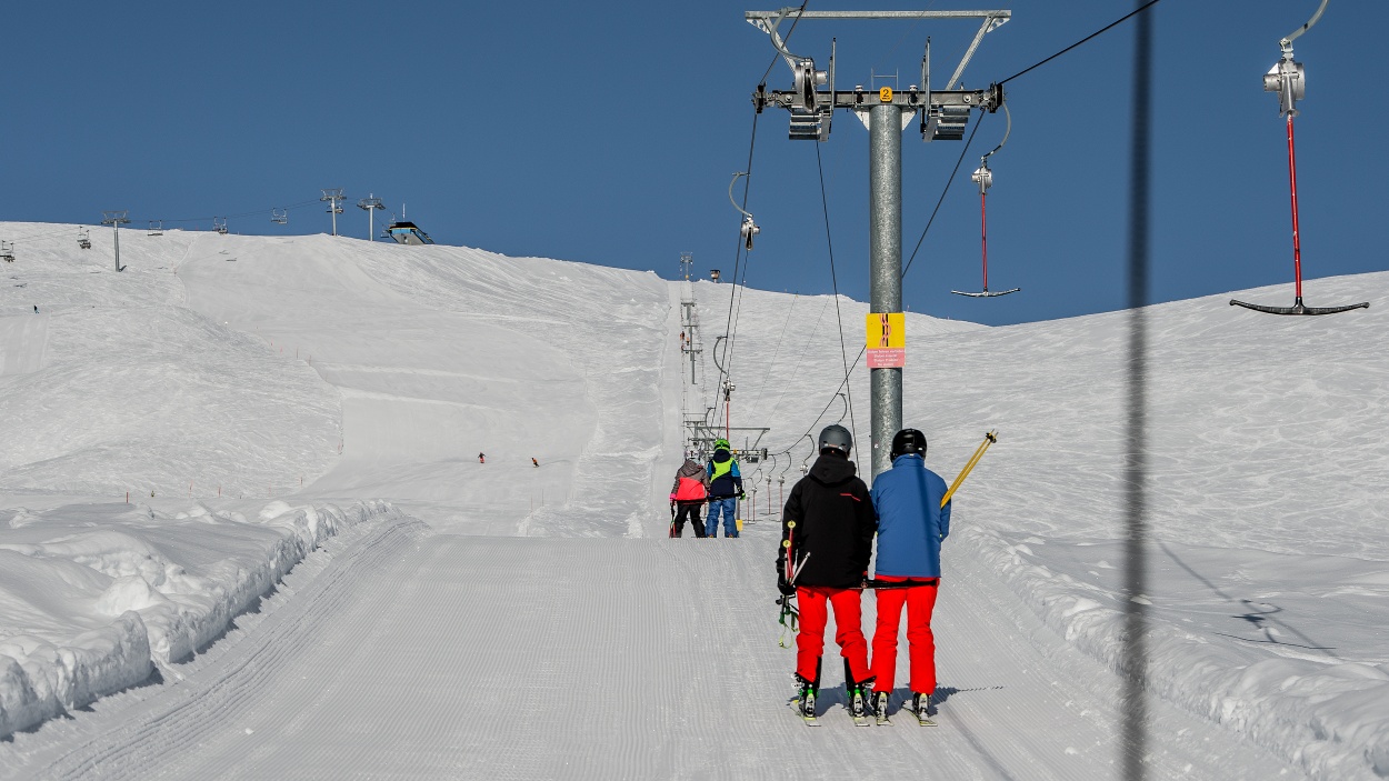 Miret - Fil ski lift, Brigels